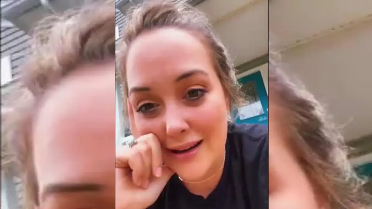 Kristina aus Kentucky spricht in einem selbstgedrehten Tik Tok Video darüber, wie sie an ihren Namen kommt.