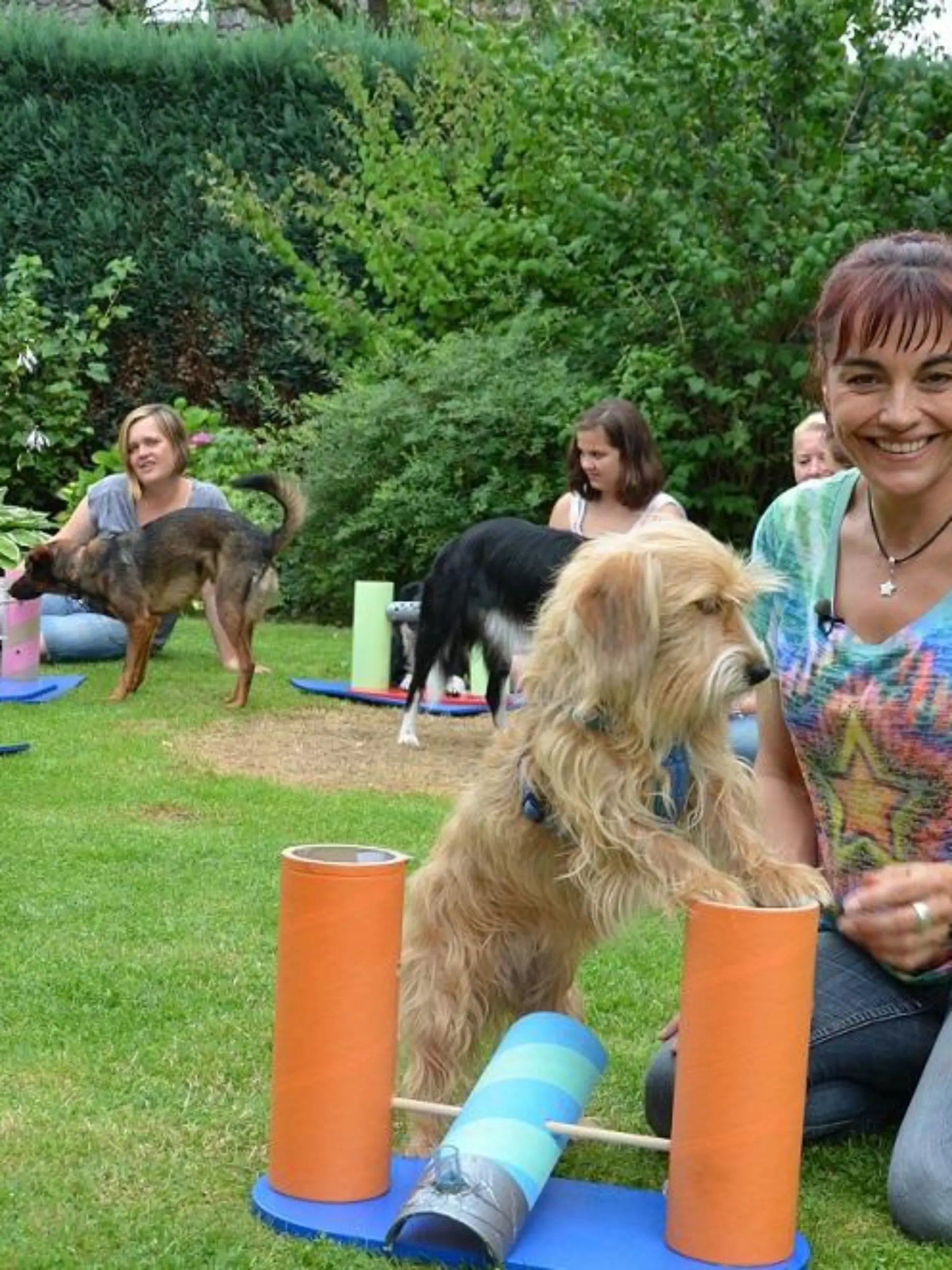 Tiergeschichten2 - VOX-DOCMA TV-JULIA PANZER - Diana und Klein Maggie bei Mentalem Training