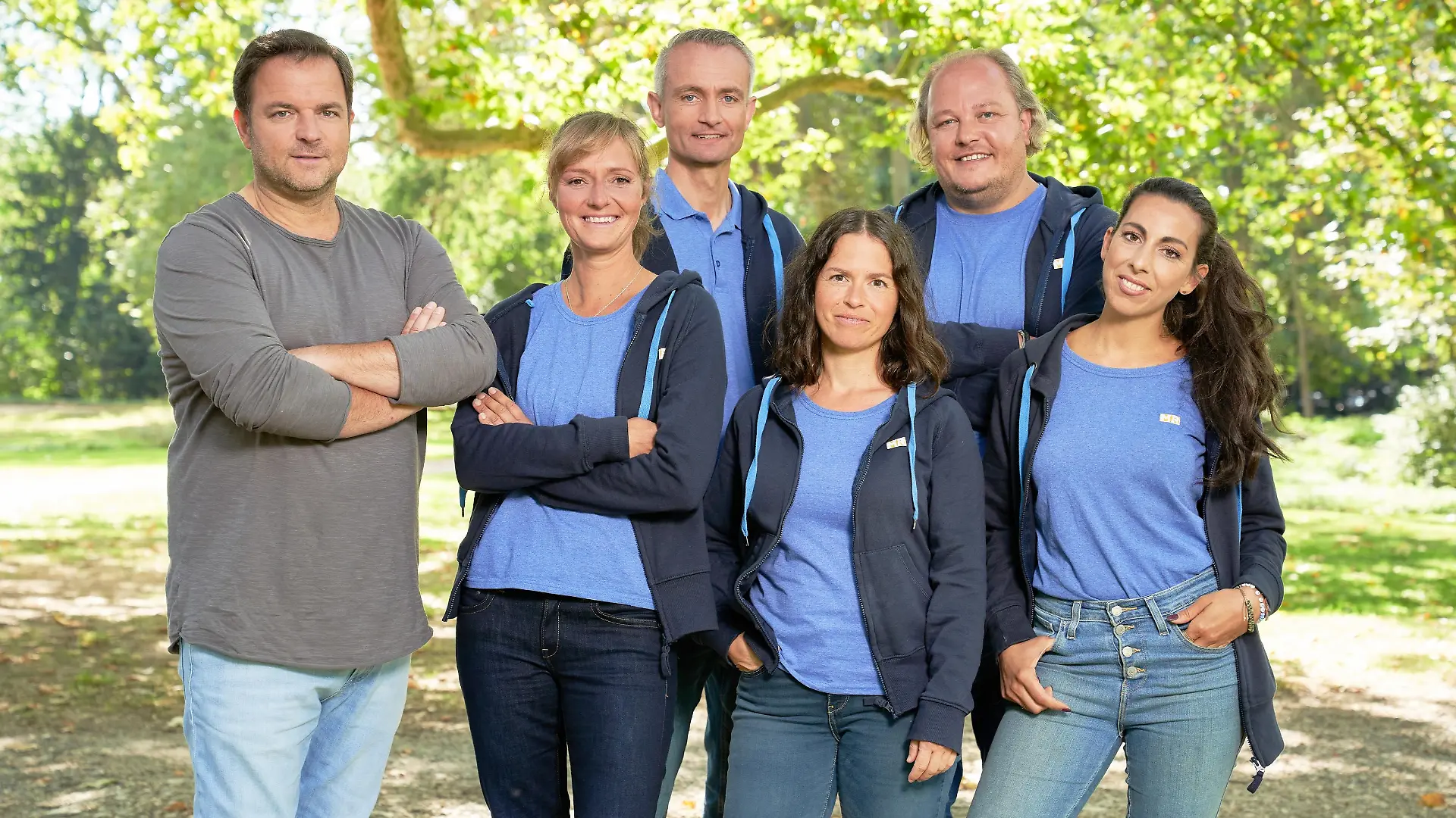V.l.: Martin Rütter, Franziska Herre, Marc Lindhorst, Steffi Krauß, Hubert Berretz und Ellen Marques.
Die Verwendung des sendungsbezogenen Materials ist nur mit dem Hinweis und Verlinkung auf TVNOW gestattet.
