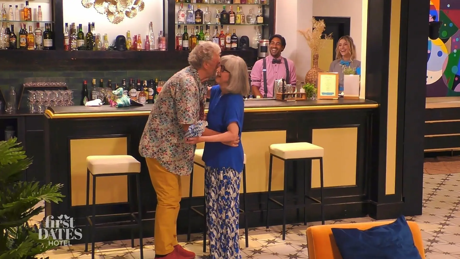 First Dates Hotel