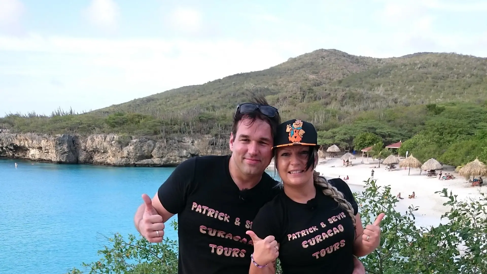Können Malermeister Patrick und Versicherungskauffrau Severine im knallharten Tourismusbusiness auf Curacao als Reiseführer mitmischen?