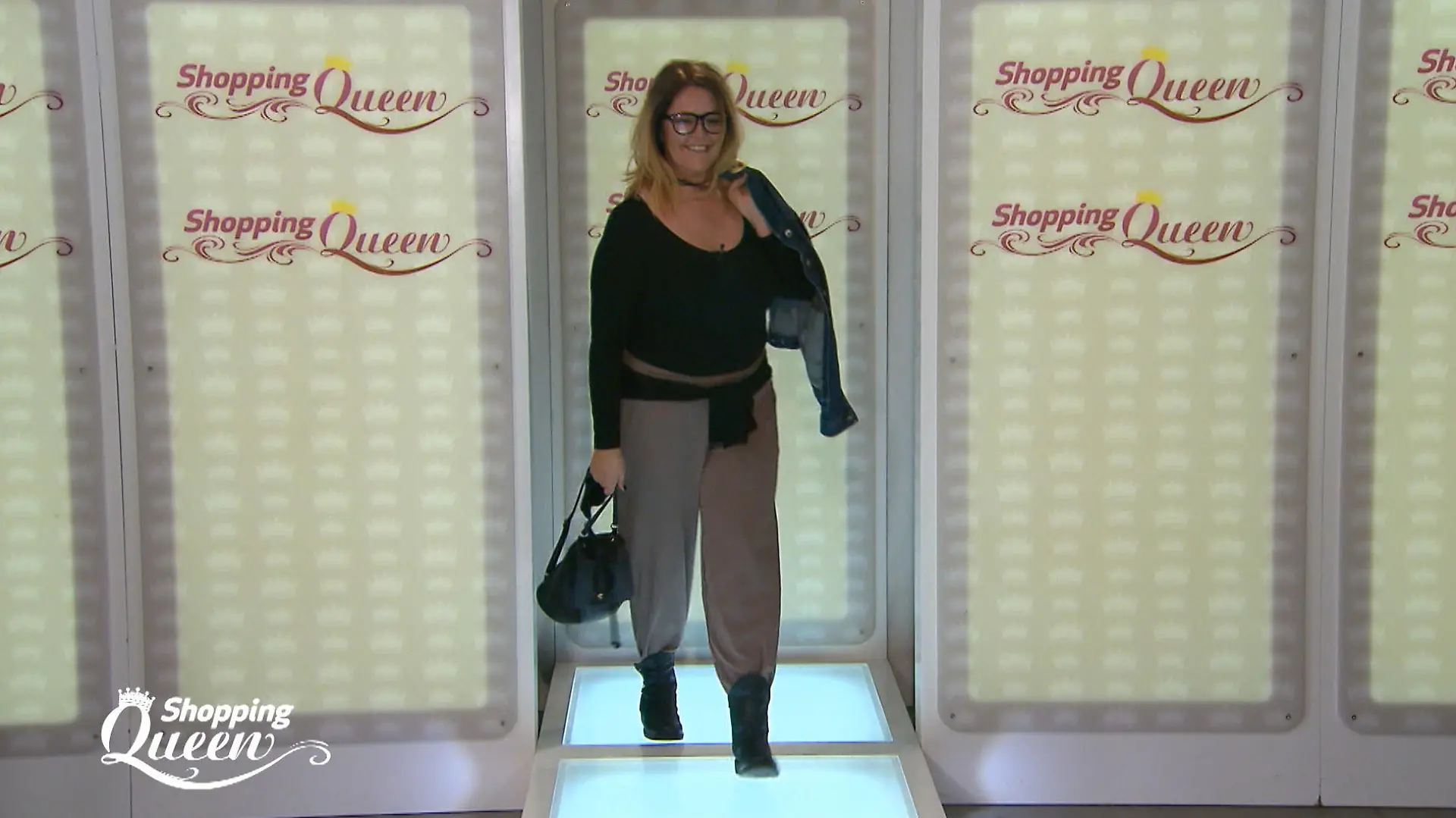 Shopping Queen 2017 Kln KW 21 Catwalk Susanne.jpg
