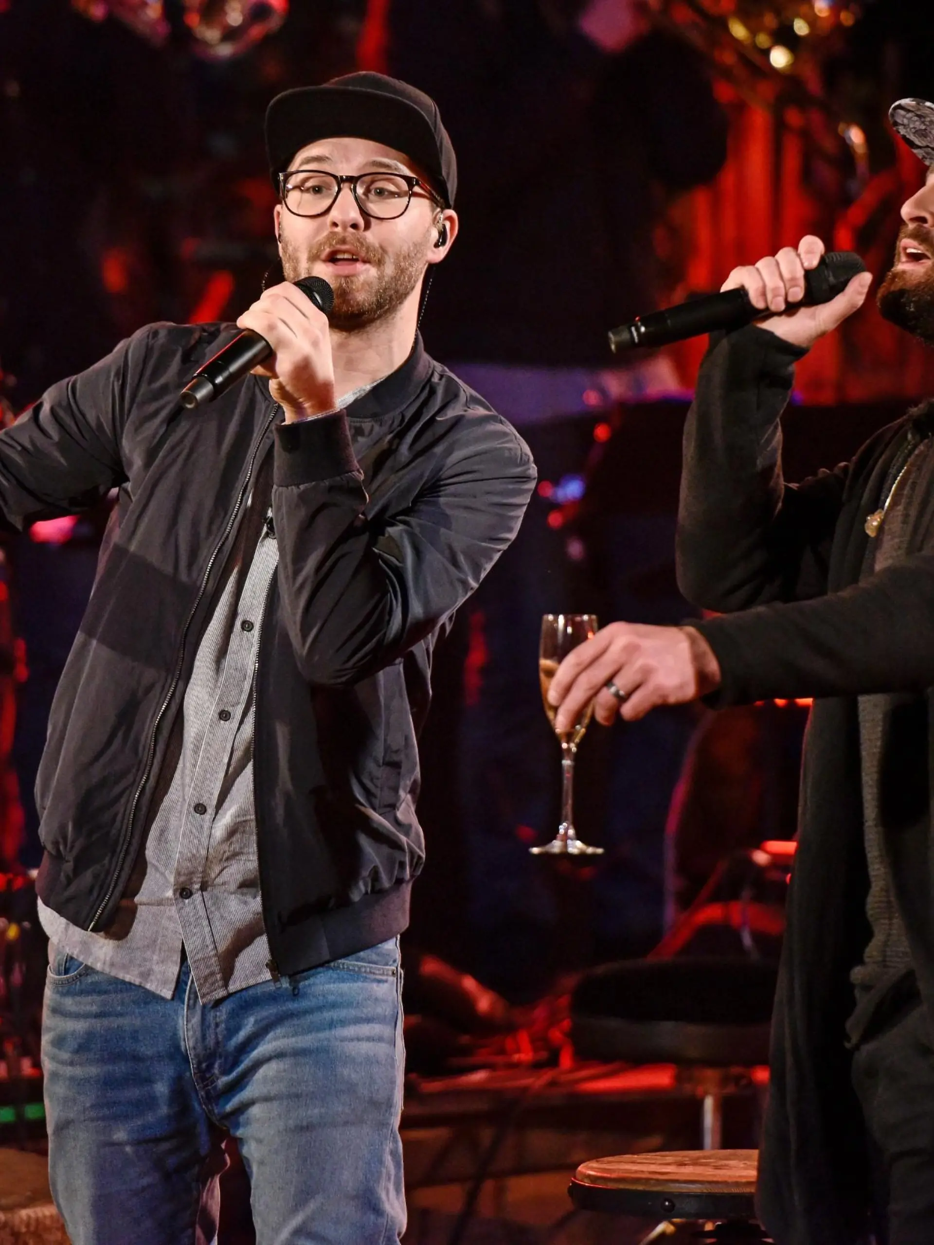 Mark Forster (l.) und Gentleman.