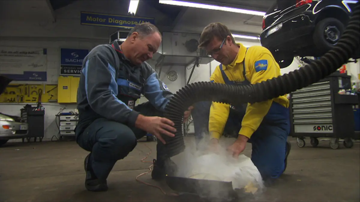 Internetbilder-Folge2312 Autodocs 2