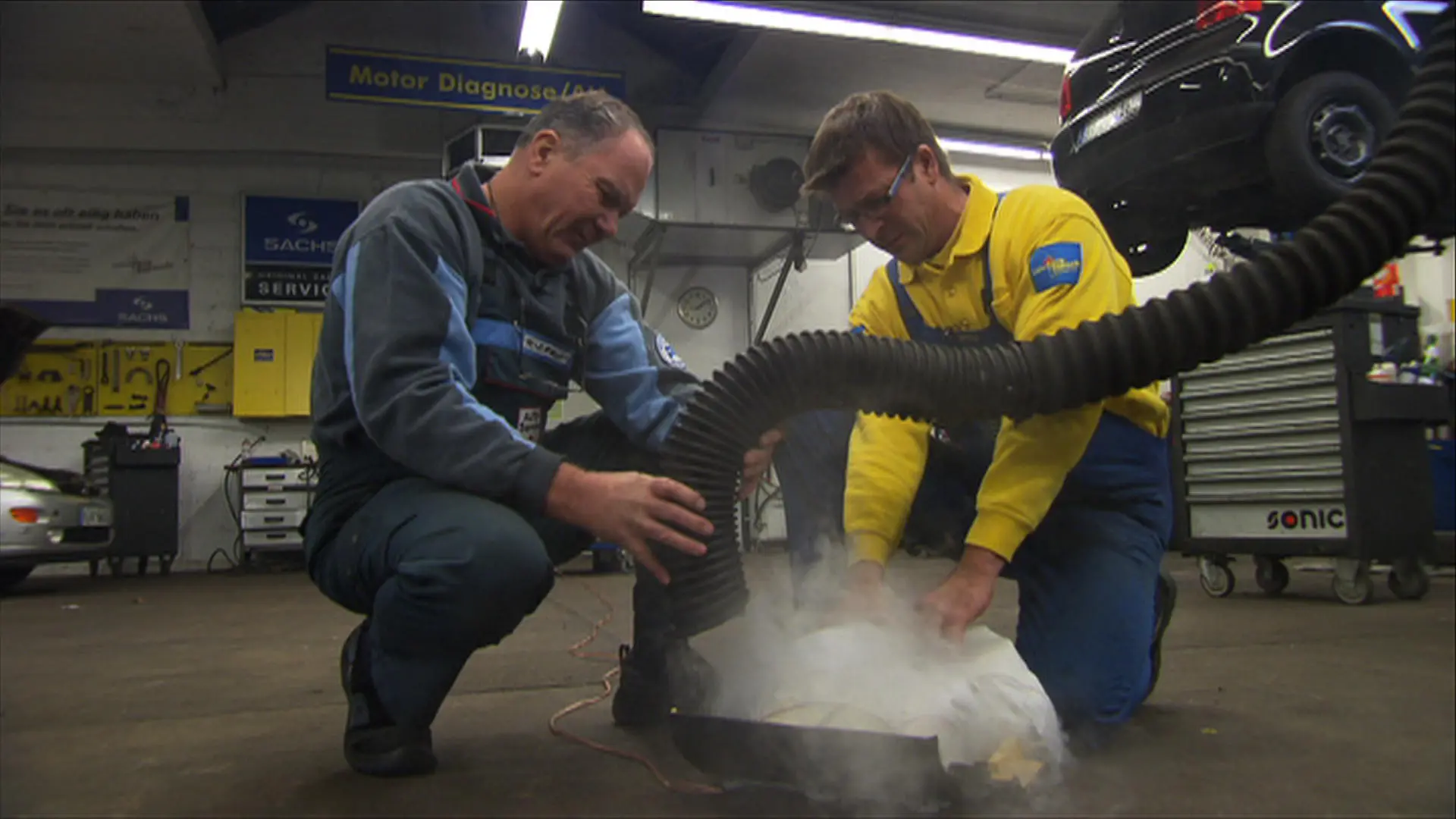 Internetbilder-Folge2312 Autodocs 2
