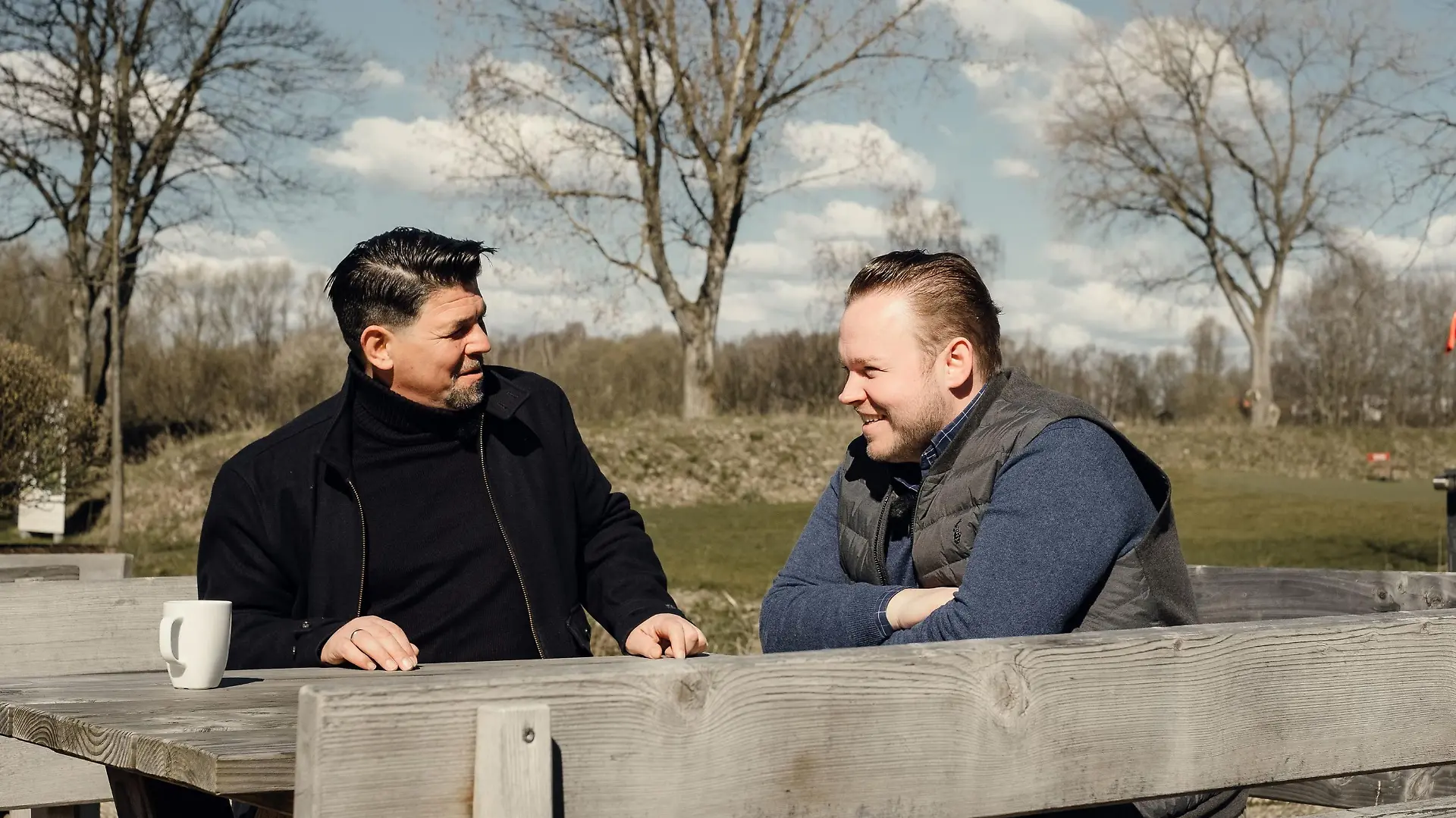 Tim Mälzer (l.) und Richard Rauch

+++ Die Verwendung des sendungsbezogenen Materials ist nur mit dem Hinweis und Verlinkung auf RTL+ gestattet. +++