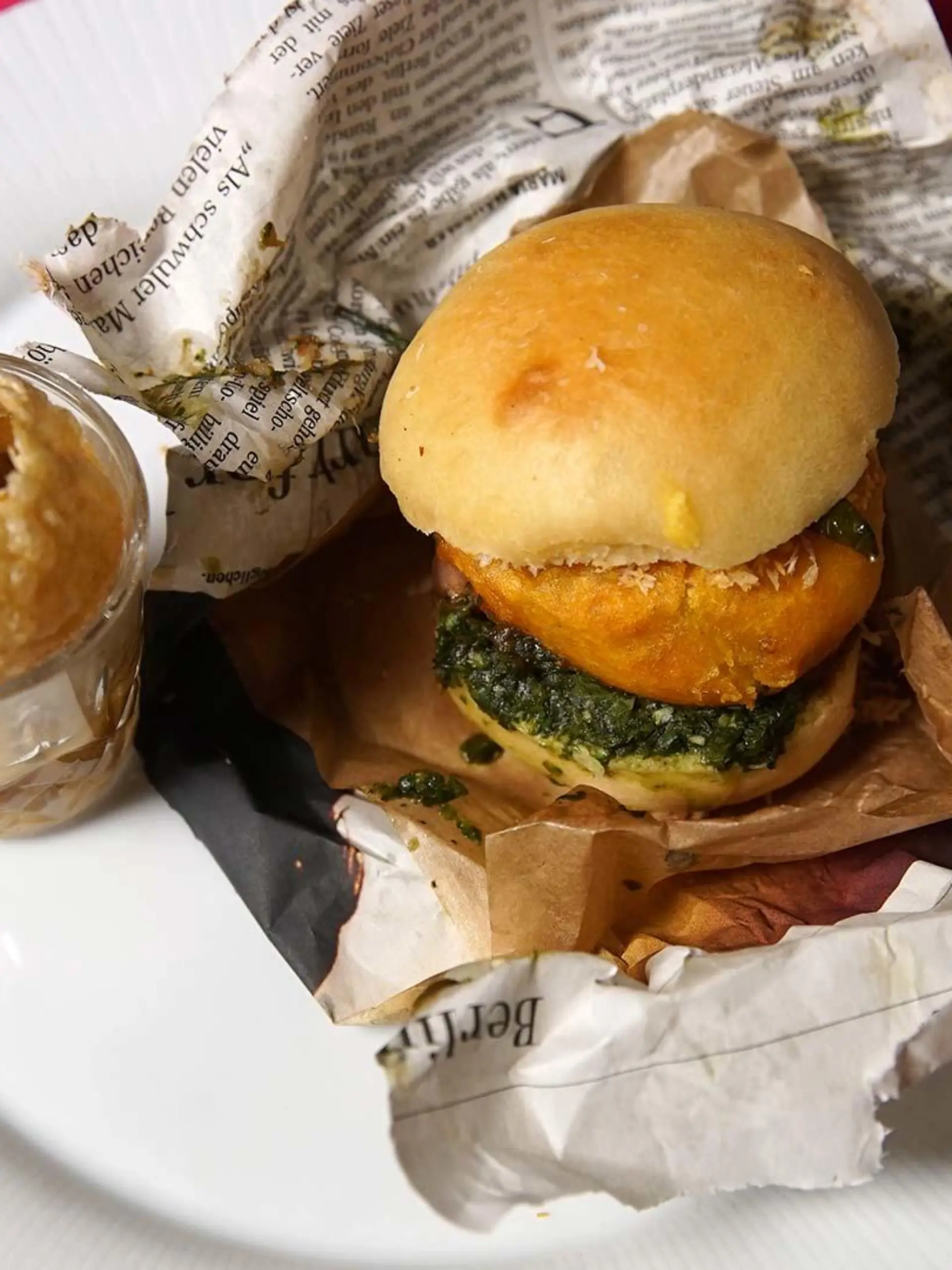 Zweierlei Streetfood: Vada Pav und Pani Puri