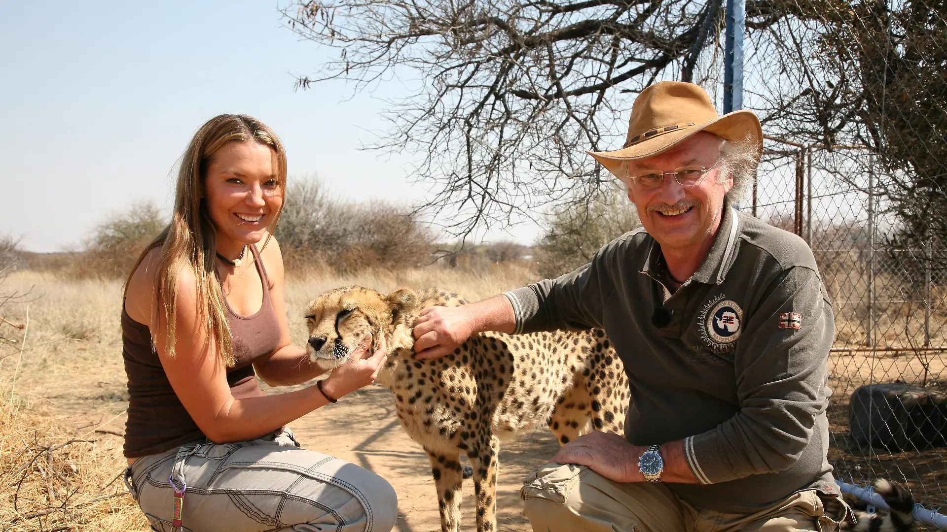 Sprechstunde1 - Bild 2 - Dr. Wolf - Marlice van Vuuren - Gepard