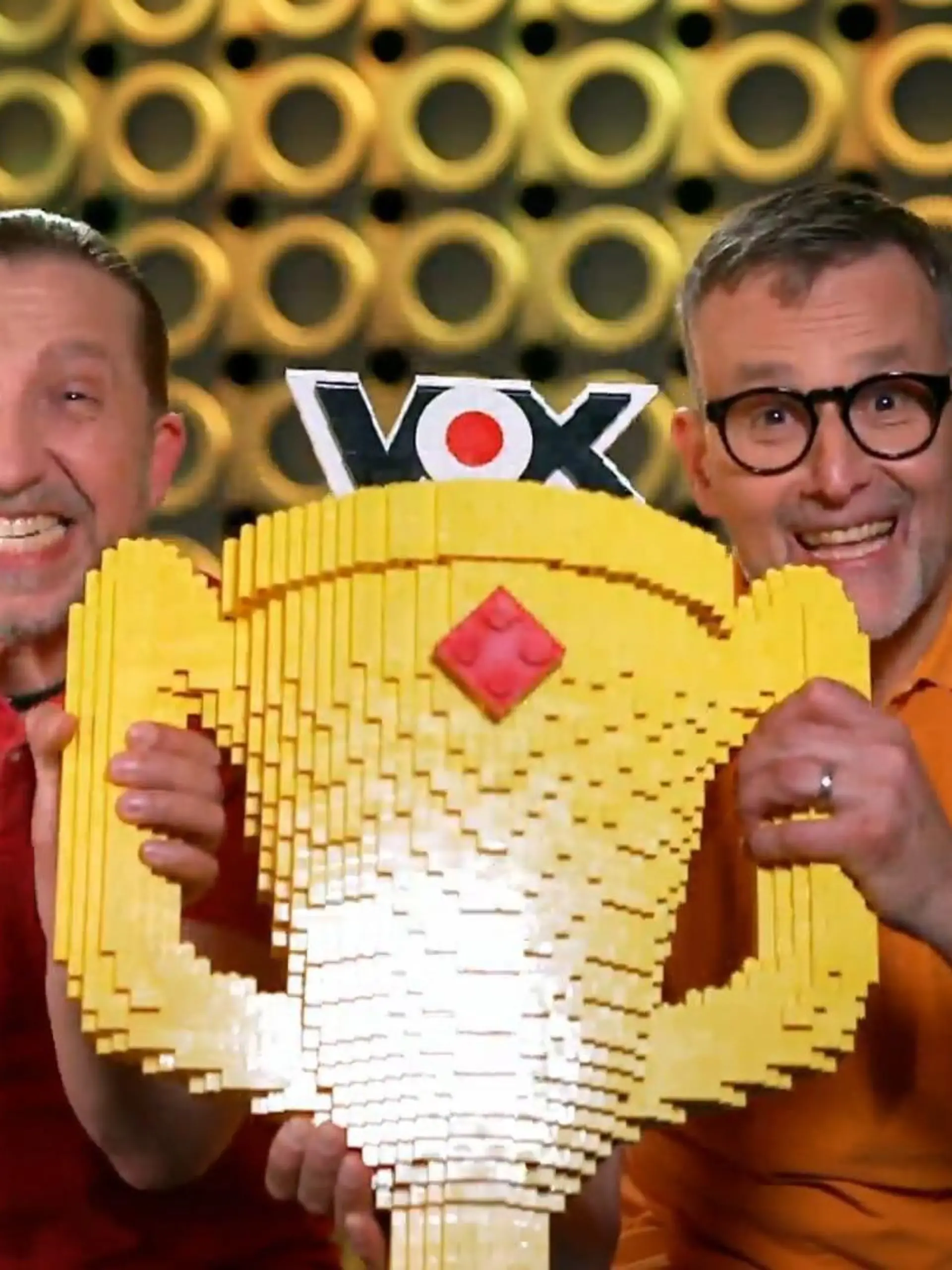 Dieser Jubel bringt LEGO-Türme zum Wackeln