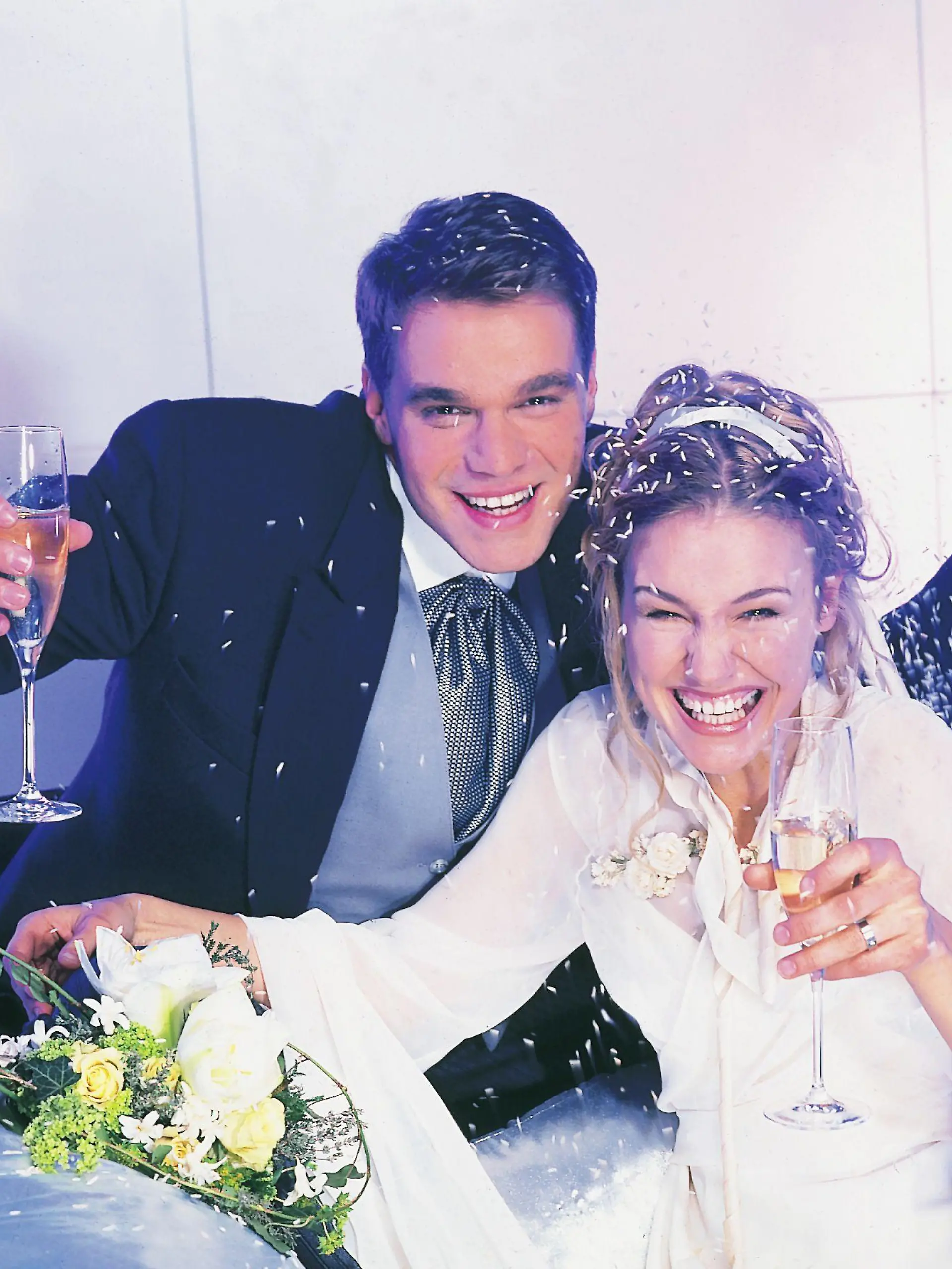 Hochzeitsmotiv mit Raphael Schneider als Andy Lehmann und Rhea Harder als Flo Spira