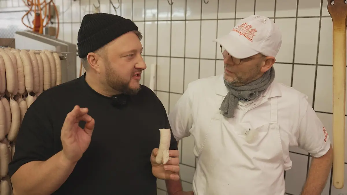 Sebastian Lege (l.) und Dirk Schulz

+++ Die Verwendung des sendungsbezogenen Materials ist nur mit dem Hinweis und Verlinkung auf RTL+ gestattet. +++