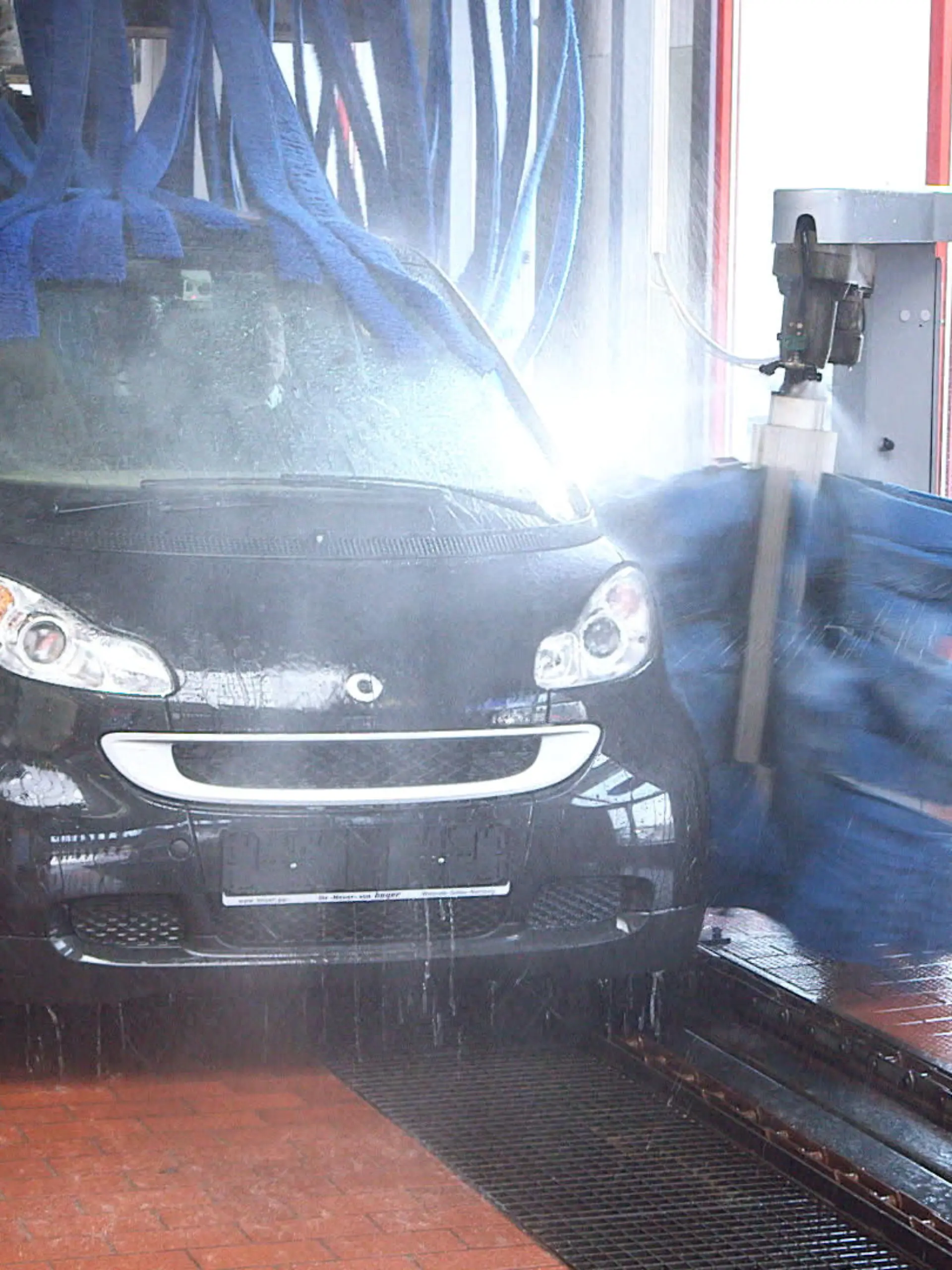 140414 VOX automobil Waschstrasse Smart V2.mov.Still002