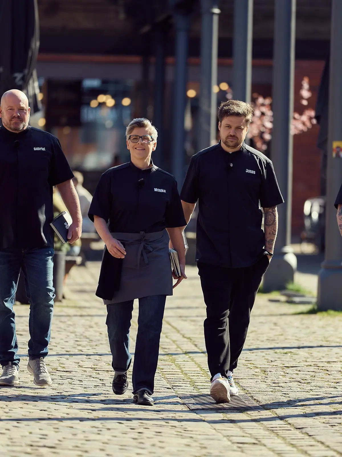 V.l.: Gabriel, Monika, Jonas, Philipp+++ Die Verwendung des sendungsbezogenen Materials ist nur mit dem Hinweis und Verlinkung auf RTL+ gestattet. +++