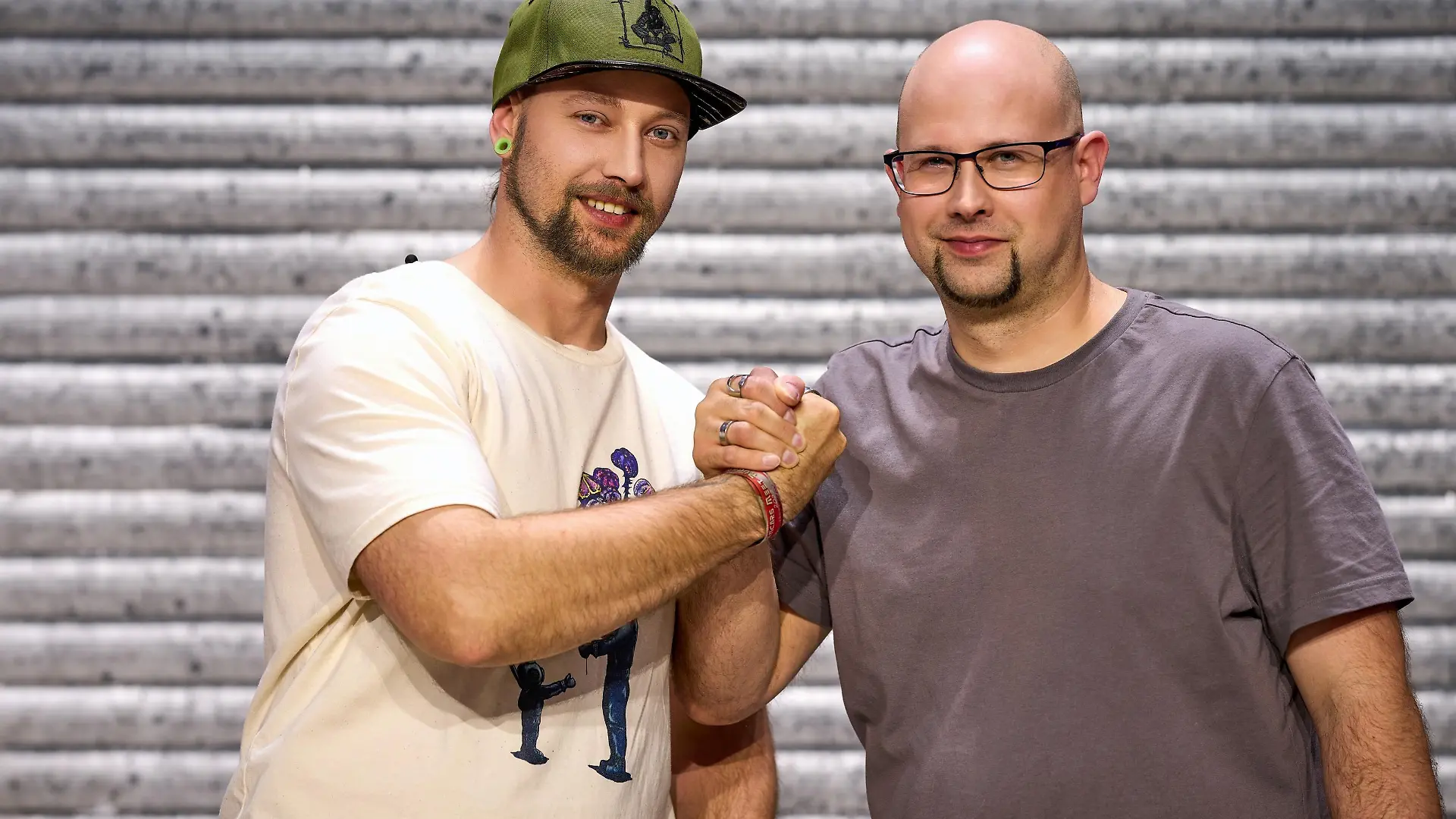 Sören (l.) und Sven Hohndorf
+++ Die Verwendung des sendungsbezogenen Materials ist nur mit dem Hinweis und Verlinkung auf RTL+ gestattet. +++
