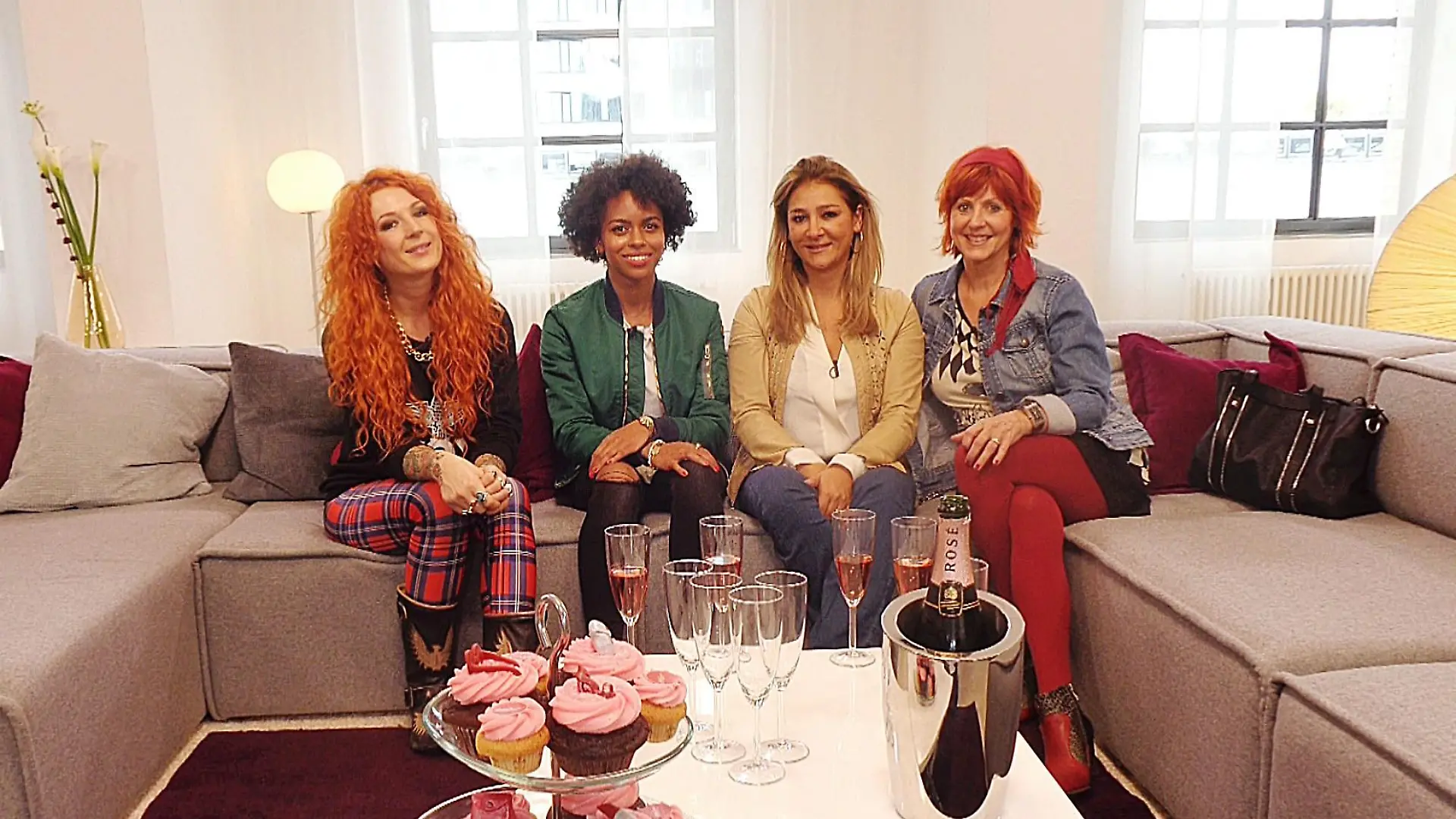 V.l.: Jess, Aimee, Pegah, Rose-Marie