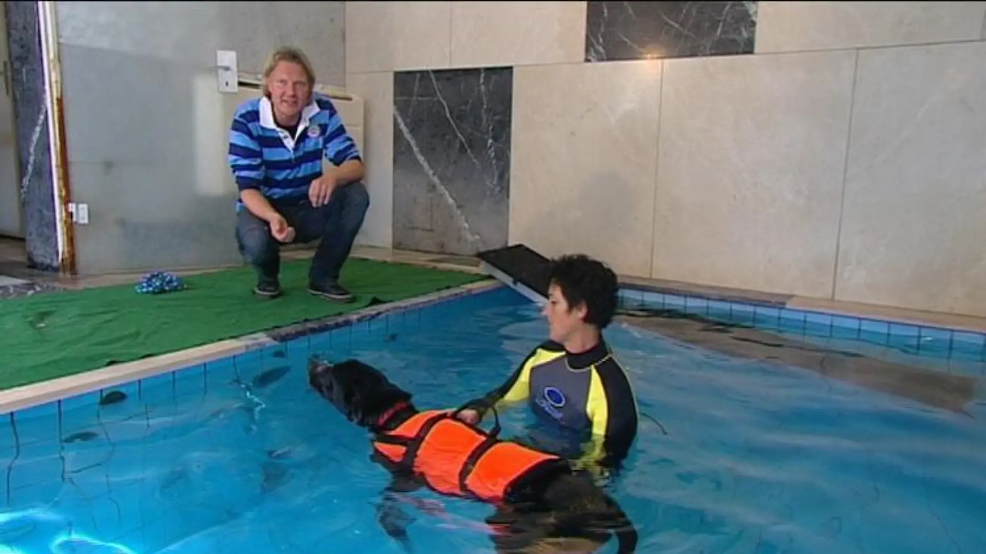 Tiere in Not Frank Weber Schwimmtherapie Kasimir