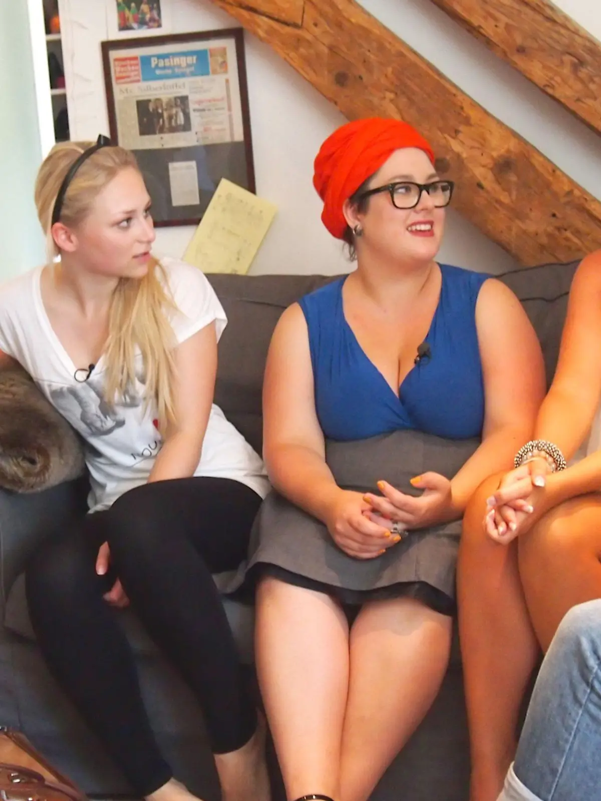 Der zweite Tag der Shopping Queen Woche ist angebrochen. Was haben die Mädels für Pläne um das Motto "Schwiegermutter-Alarm!" am besten umzusetzten? V.l.: Sabine, Terry, Carla, Sabine P. und Daniela rätseln noch...