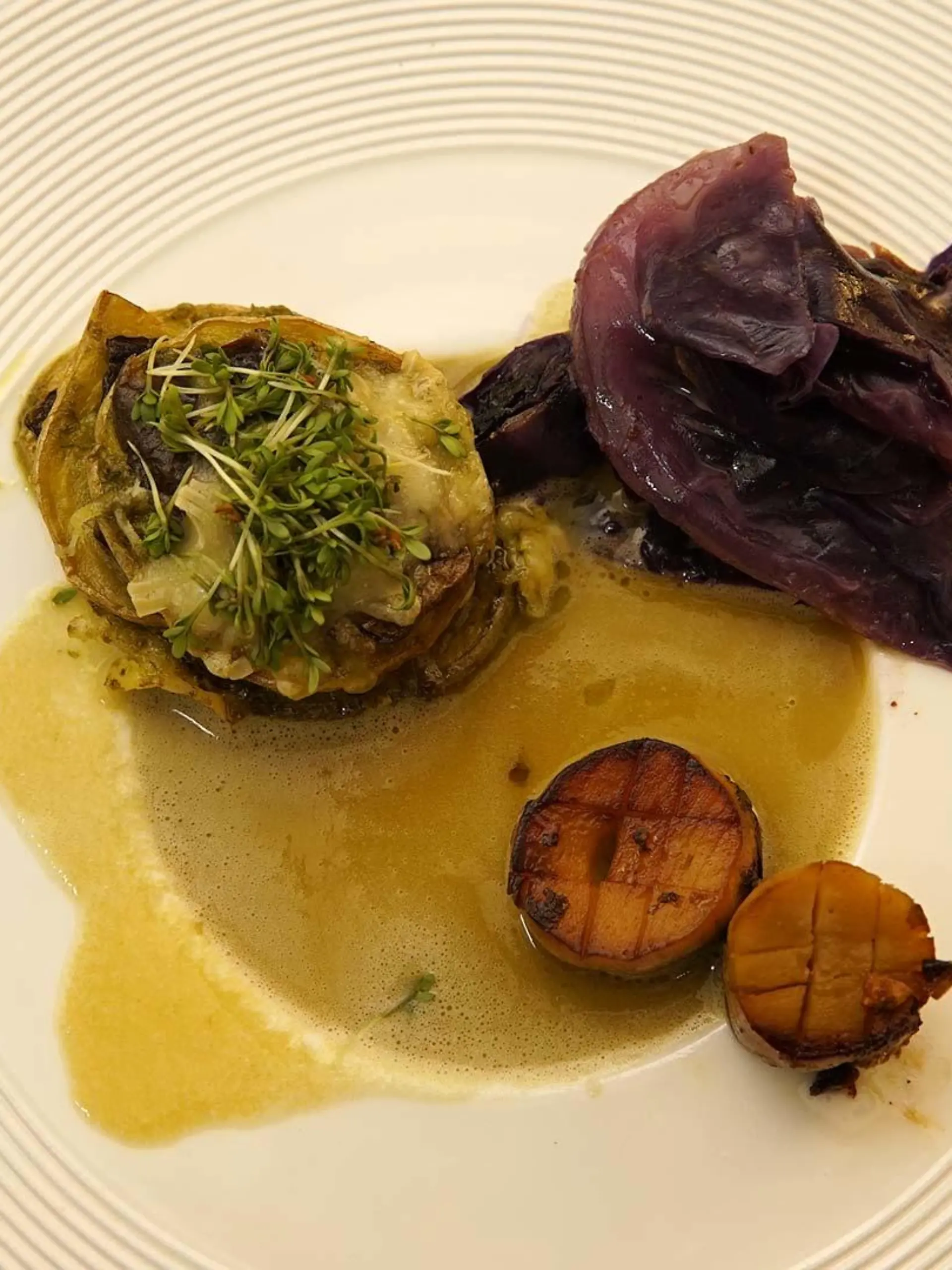 Kräuterseitlinge mit Kartoffeln und Spitzkohl
