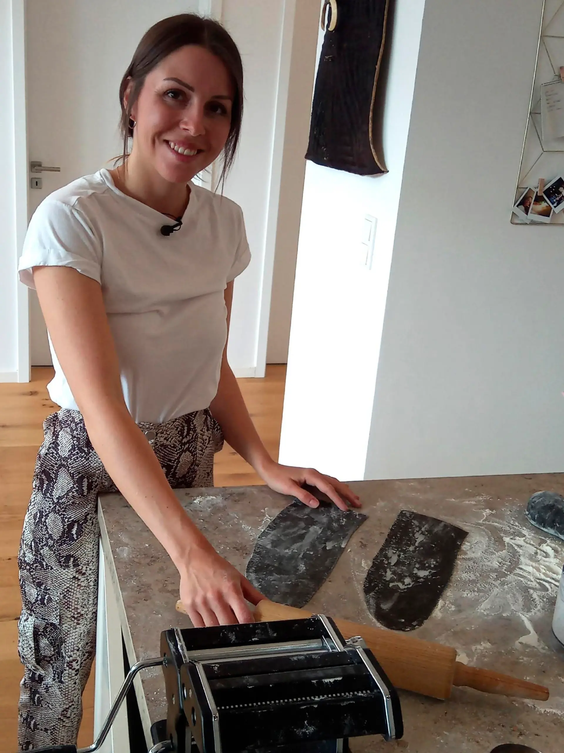 Gastgeberin Céline.

Die Verwendung des sendungsbezogenen Materials ist nur mit dem Hinweis und Verlinkung auf TVNOW gestattet.