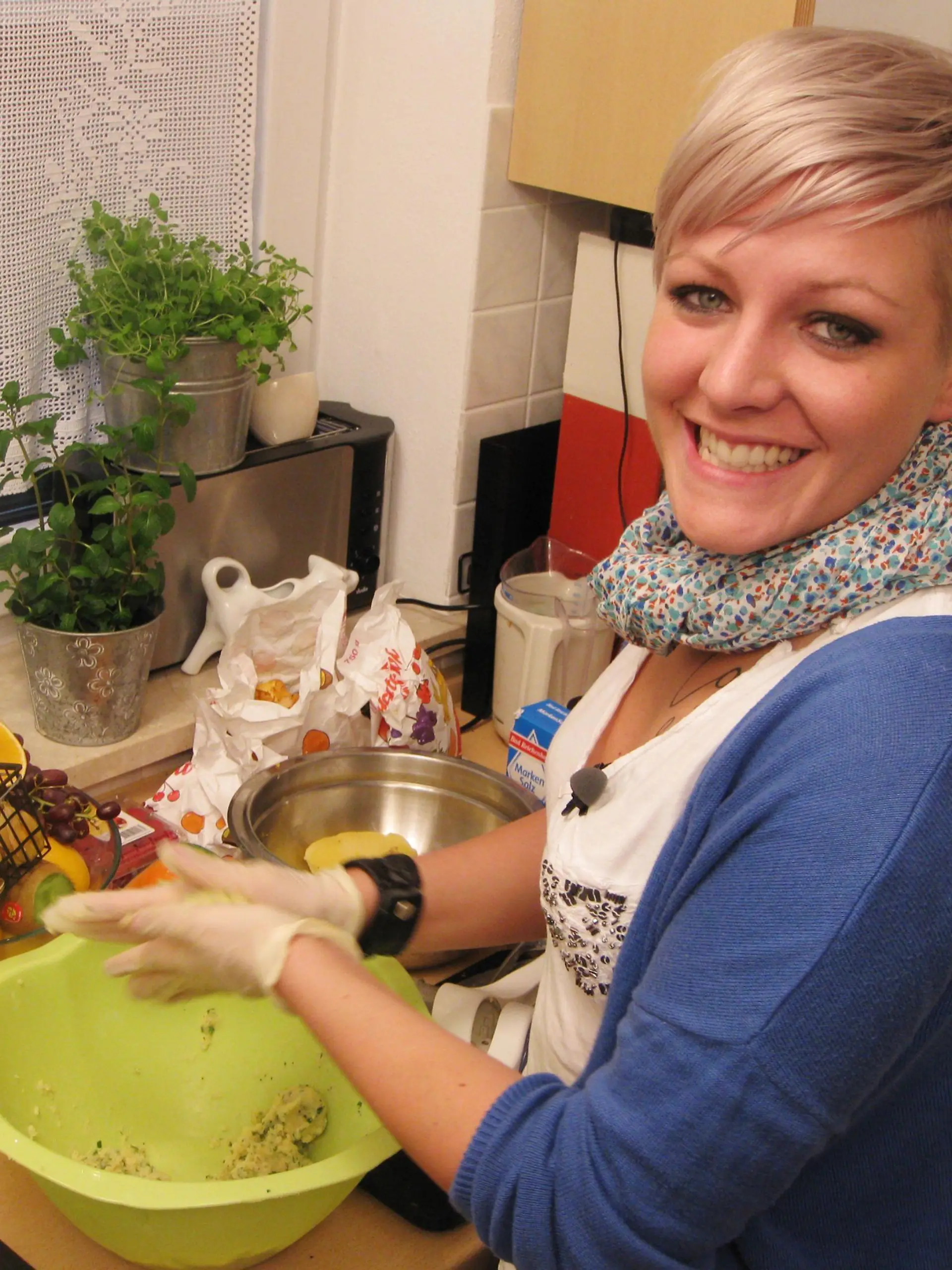Das Finale nähert sich in rasanten Schritten! Am letzten Abend hat Angie (27) zu einem kulinarischen Festmahl eingeladen.