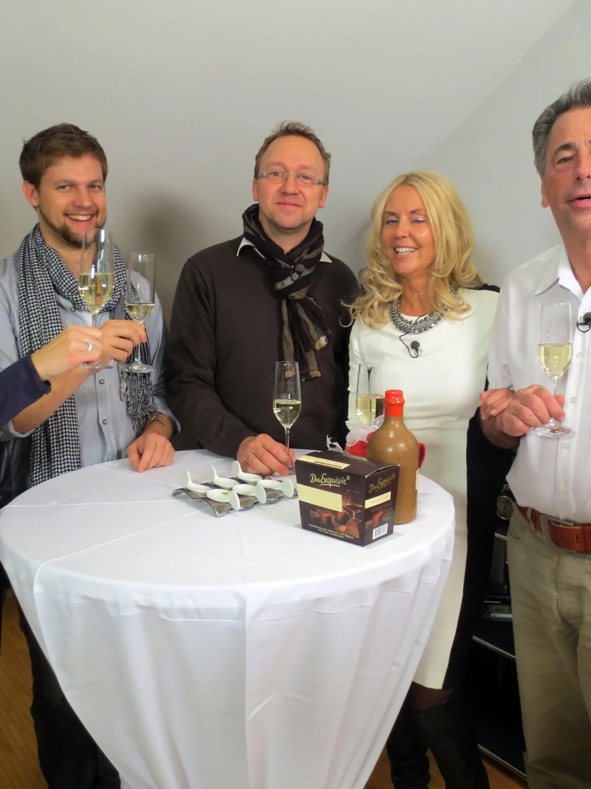 V.l: Sabrina (24), Patrick (27), Markus (42), Elke (48), Norbert (59)
