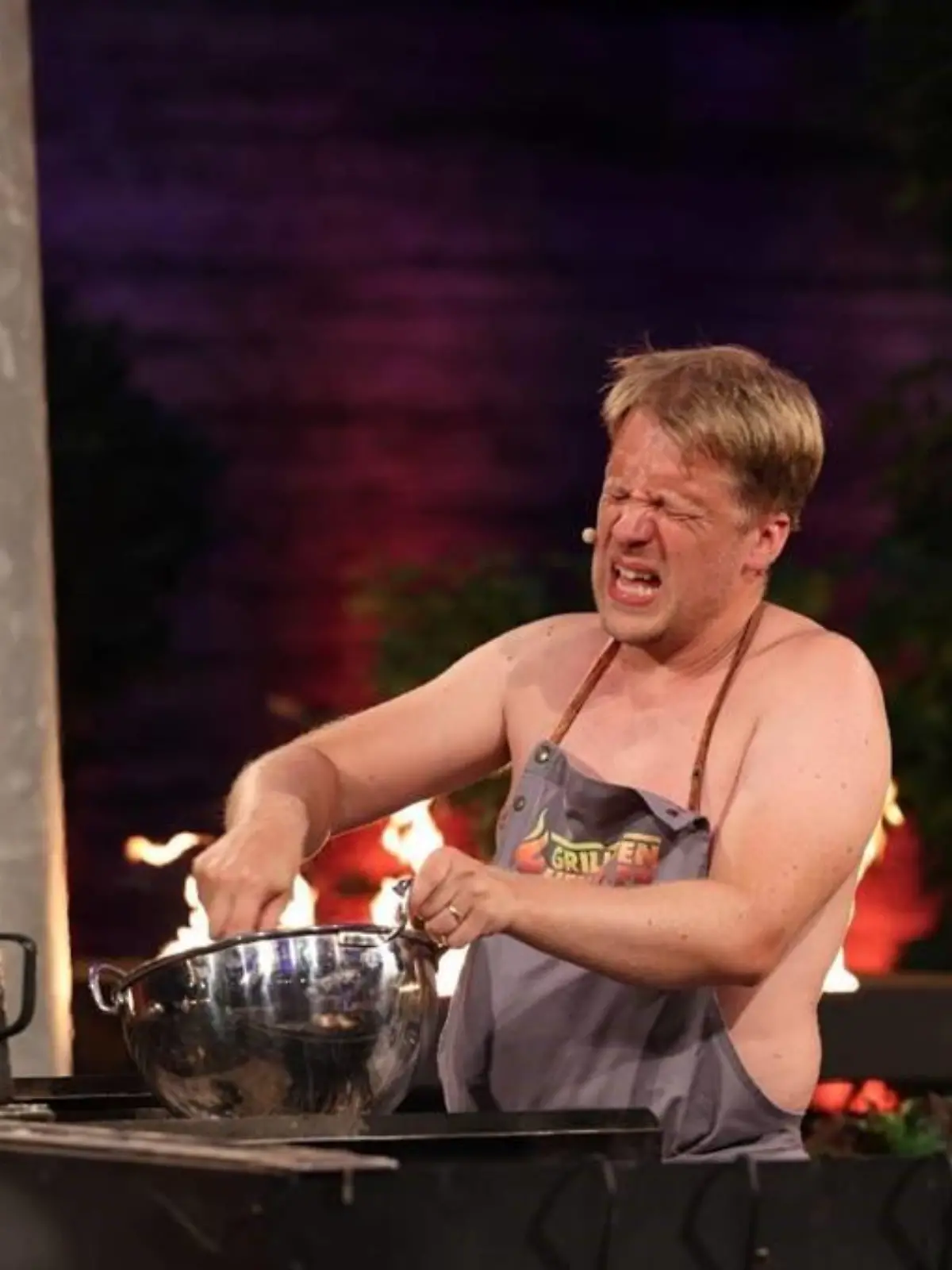 Zu viel weißes Pulver durch die Nase gezogen: Entertainer Oliver Pocher kommt ins Schwitzen und kämpft gegen die Schmerzen.