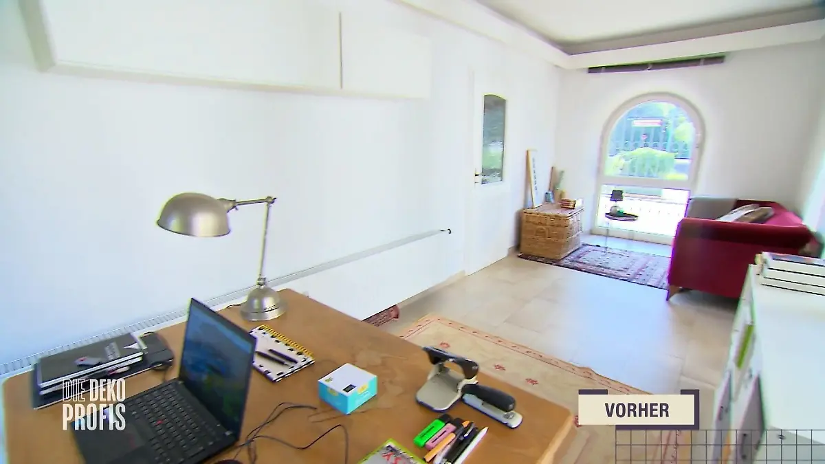 Die Dekoprofis: In ihrem bisherigen Büro mochte Jutta nicht mehr Arbeiten. Außerdem fehlte ihr ein Schlafplatz für ihre Gäste.