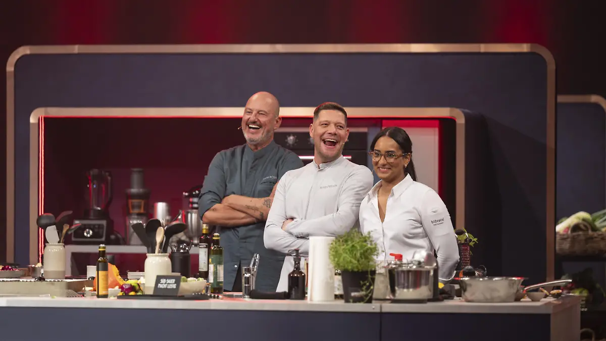 V.l.: Frank Rosin, Robin Pietsch und Alina Meissner Bebrout
+++ Die Verwendung des sendungsbezogenen Materials ist nur mit dem Hinweis und Verlinkung auf RTL+ gestattet. +++