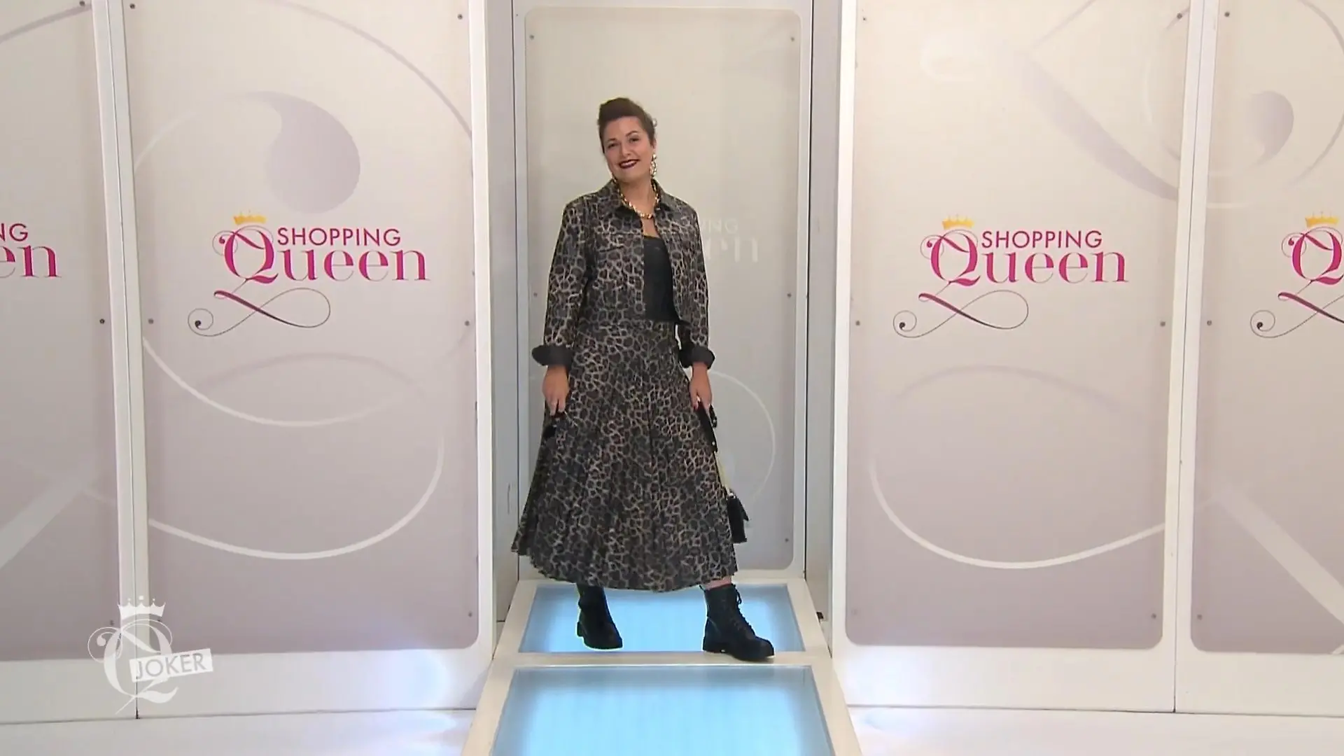 Der Look von Montagskandidatin Sarah überzeugt Stardesigner Guido Maria Kretschmer nicht