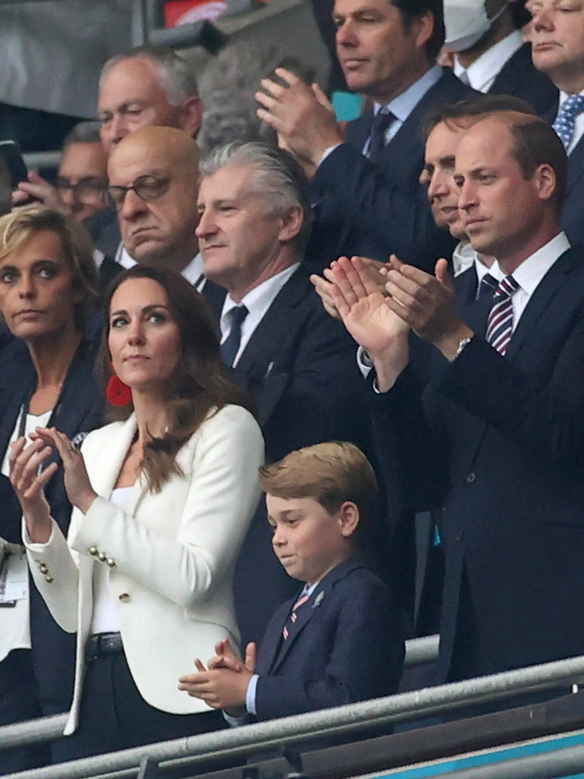 Herzogin Kate, Prinz George und Prinz William beim EM-Finale