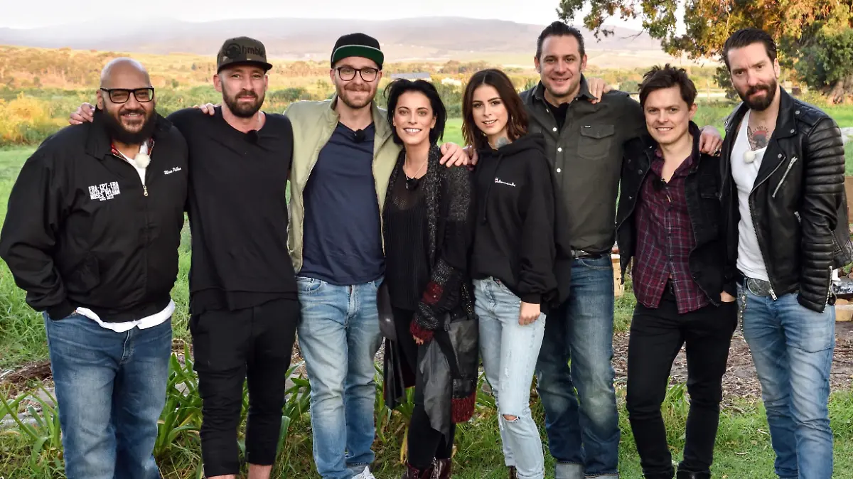 V.l.: Moses Pelham, Gentleman, Mark Forster, Stefanie Kloß, Lena Meyer-Landrut, Sascha Vollmer, Michael Patrick Kelly und Alec Völkel.