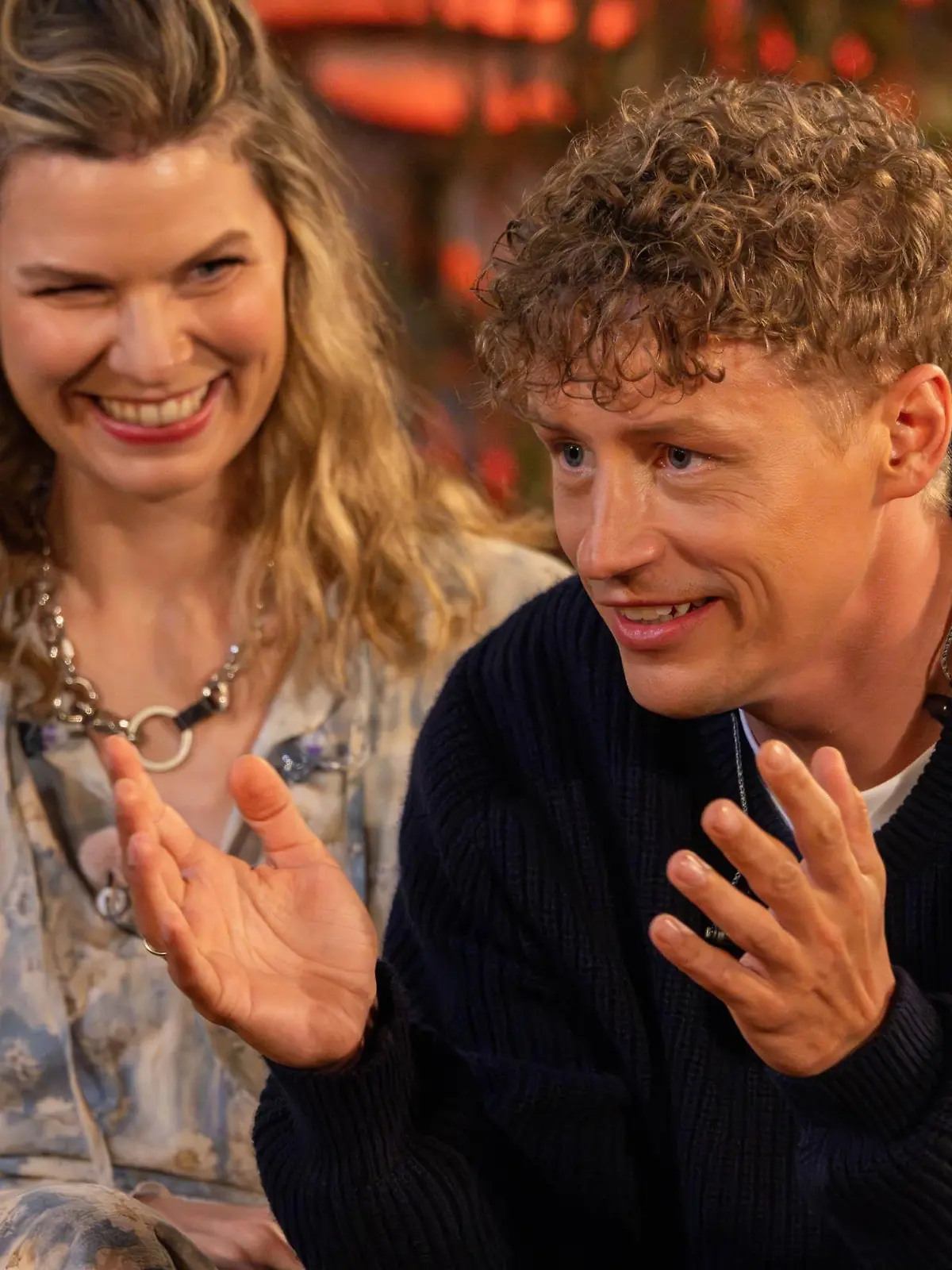 Eva Briegel, Tim Bendzko

+++ Die Verwendung des sendungsbezogenen Materials ist nur mit dem Hinweis und Verlinkung auf RTL+ gestattet. +++