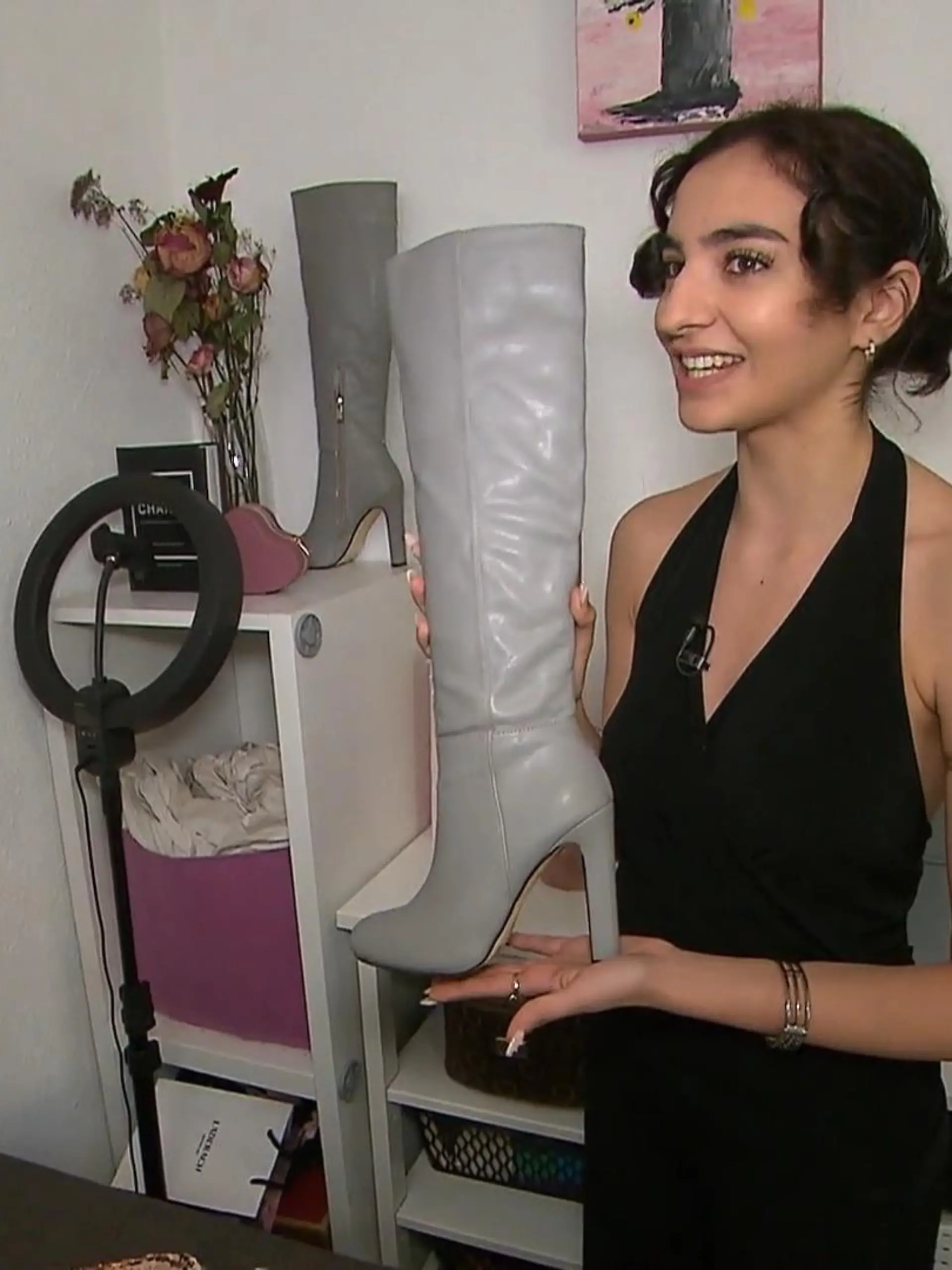 Bild zu: "Model Mahdieh weiß genau, wie es geht"