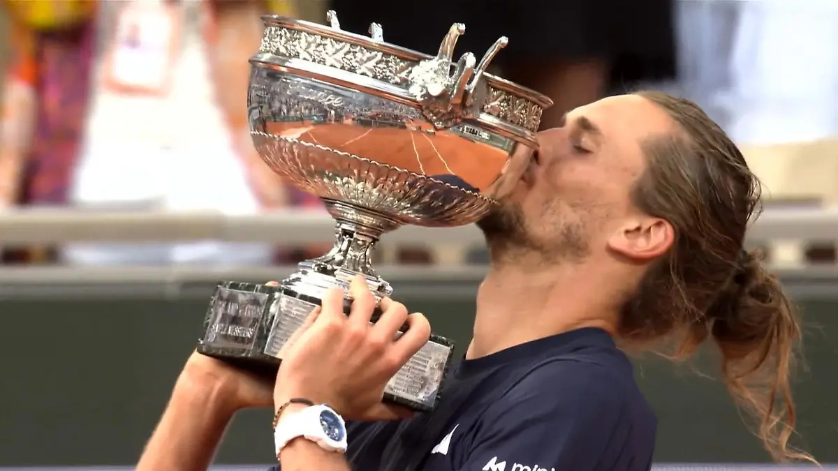 Nach historischem Triumph! Ganz Deutschland feiert Alexander Zverev Glückwünsche aus Sport und Politik