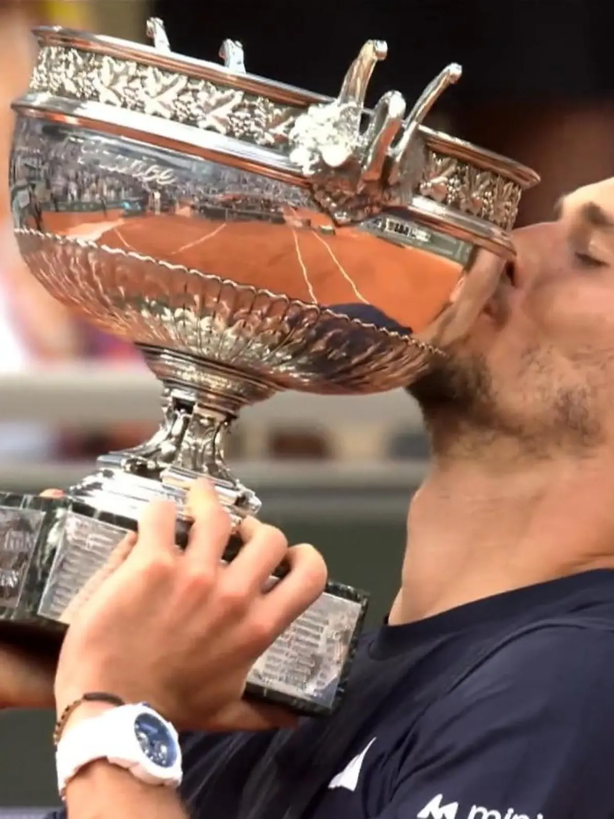 Bild zu: "Nach historischem Triumph! Ganz Deutschland feiert Alexander Zverev"