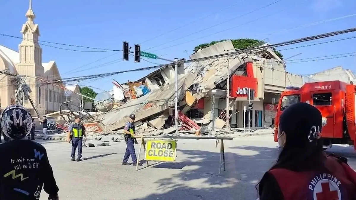Stärke 7,8! Schwere Erdbeben erschüttern die Philippinen – Tote und Verletzte Tsunami-Warnung mittlerweile aufgehoben