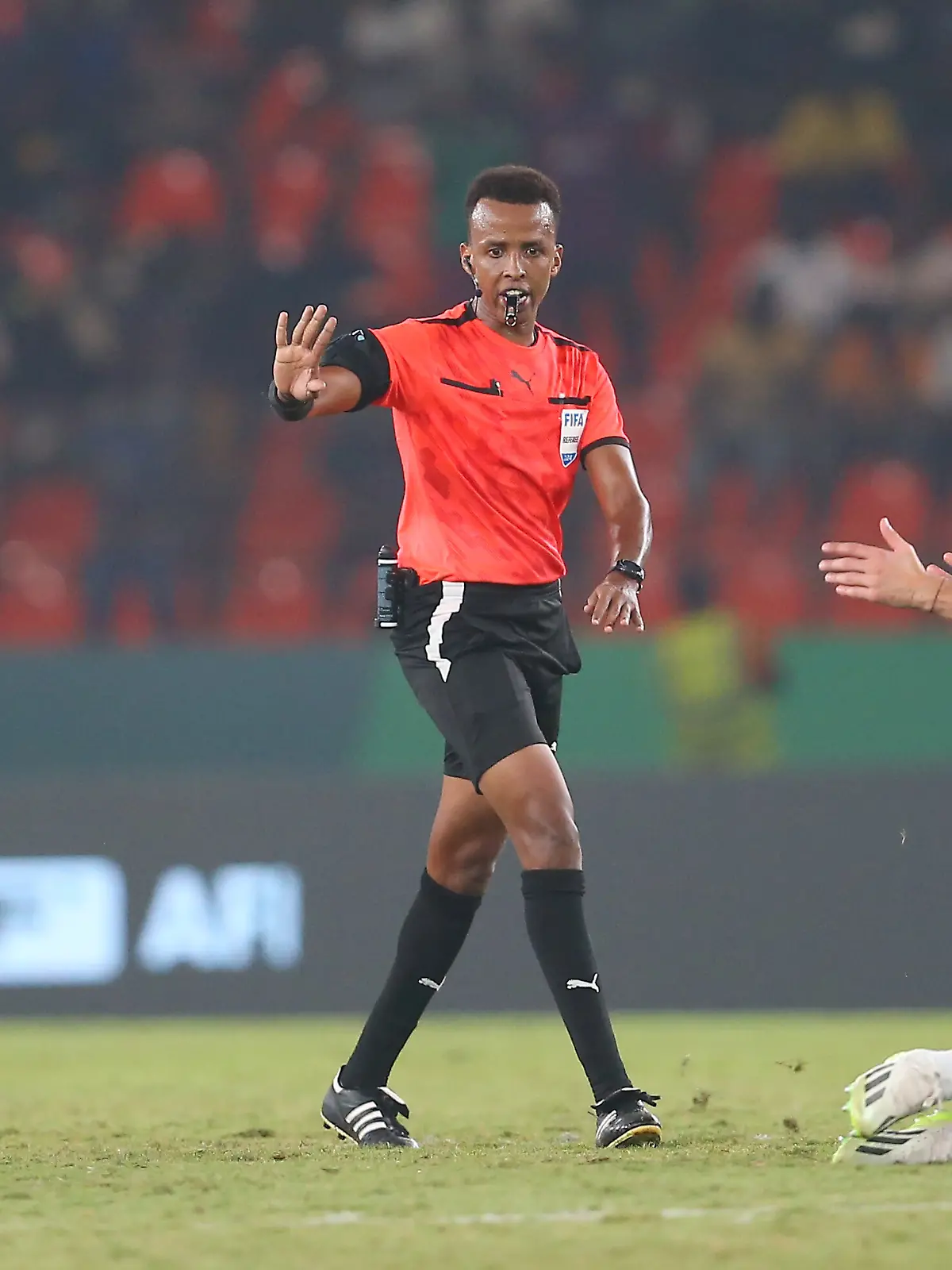 Football - 2023 Africa Cup of Nations - Finals - Mauritania v Algeria - Peace Stadium - Bouake - Cote dIvoire. Omar Abdulkadir Artan referee during the 2023 Africa Cup of Nations match between Mauritania and Algeria held at Peace Stadium in Bouake, Cote dIvoire on 23 January 2024 ©Djaffar Ladjal/Sports Inc URN:75136221