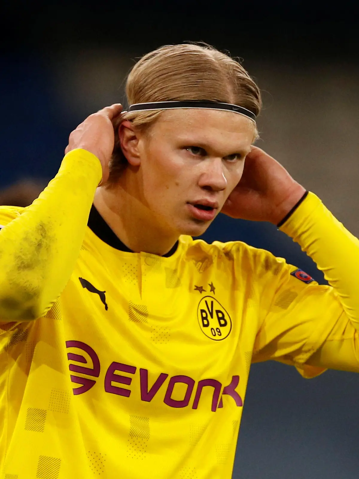 FILE PHOTO: Soccer Football - Borussia Dortmund's Erling Haaland during the Champions League quarter-final first leg against Manchester City at the Etihad Stadium, Manchester, Britain - April 6, 2021 REUTERS/Phil Noble/File Photo