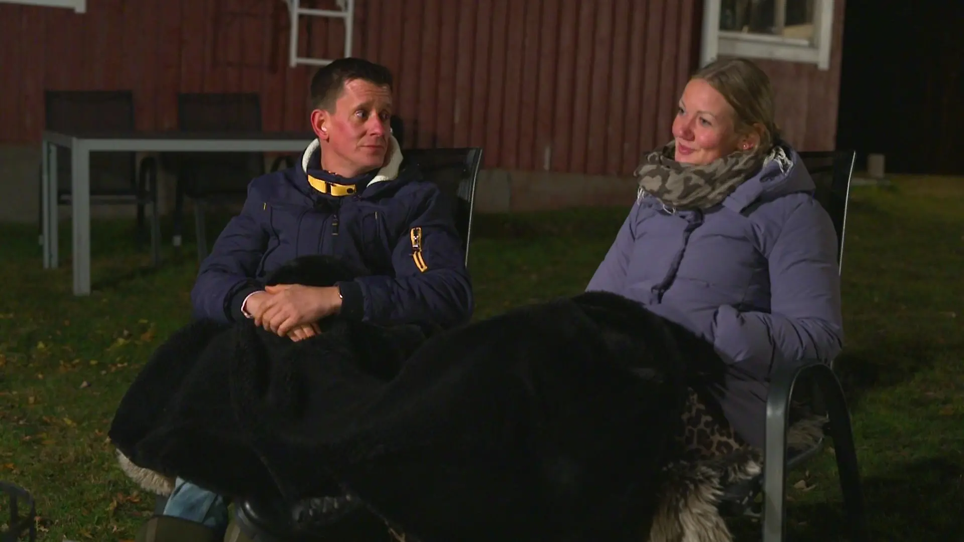 Zwischen Schweden-Bauer Florian und Leonie funkt’s.
