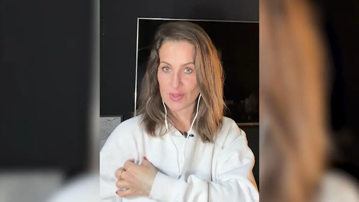 Charlotte Würdig erklärt plötzlich die „Achselmuschis“ Im Podcast „The Real Ex-Wives"