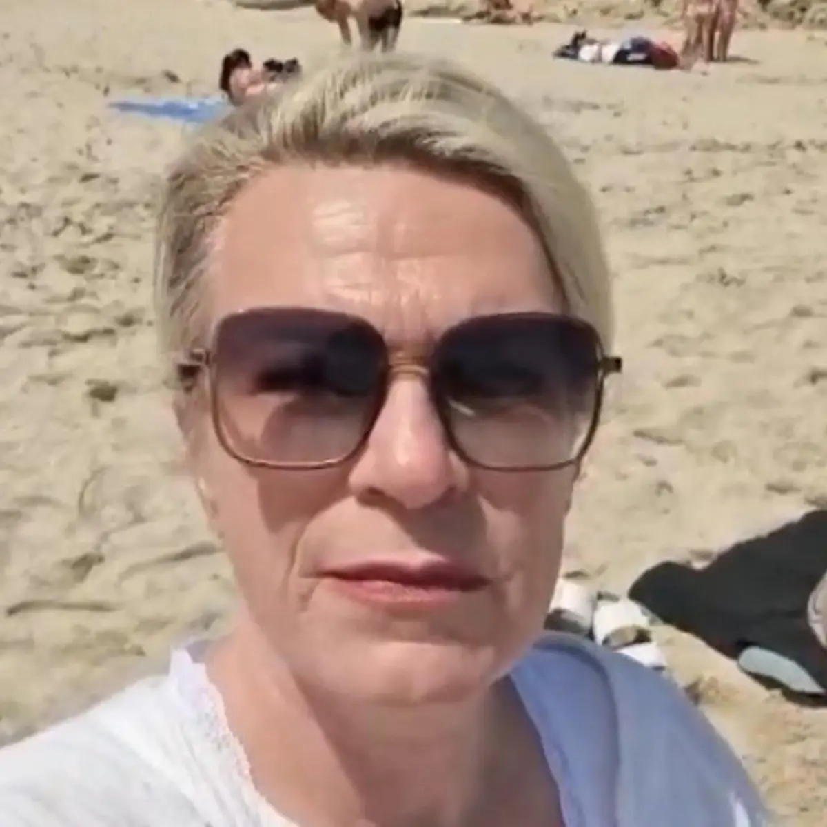 Strömungs-Drama am Strand: Brittas Ehemann ertrinkt am Hochzeitstag auf Mallorca – weil er Kinder retten möchte!