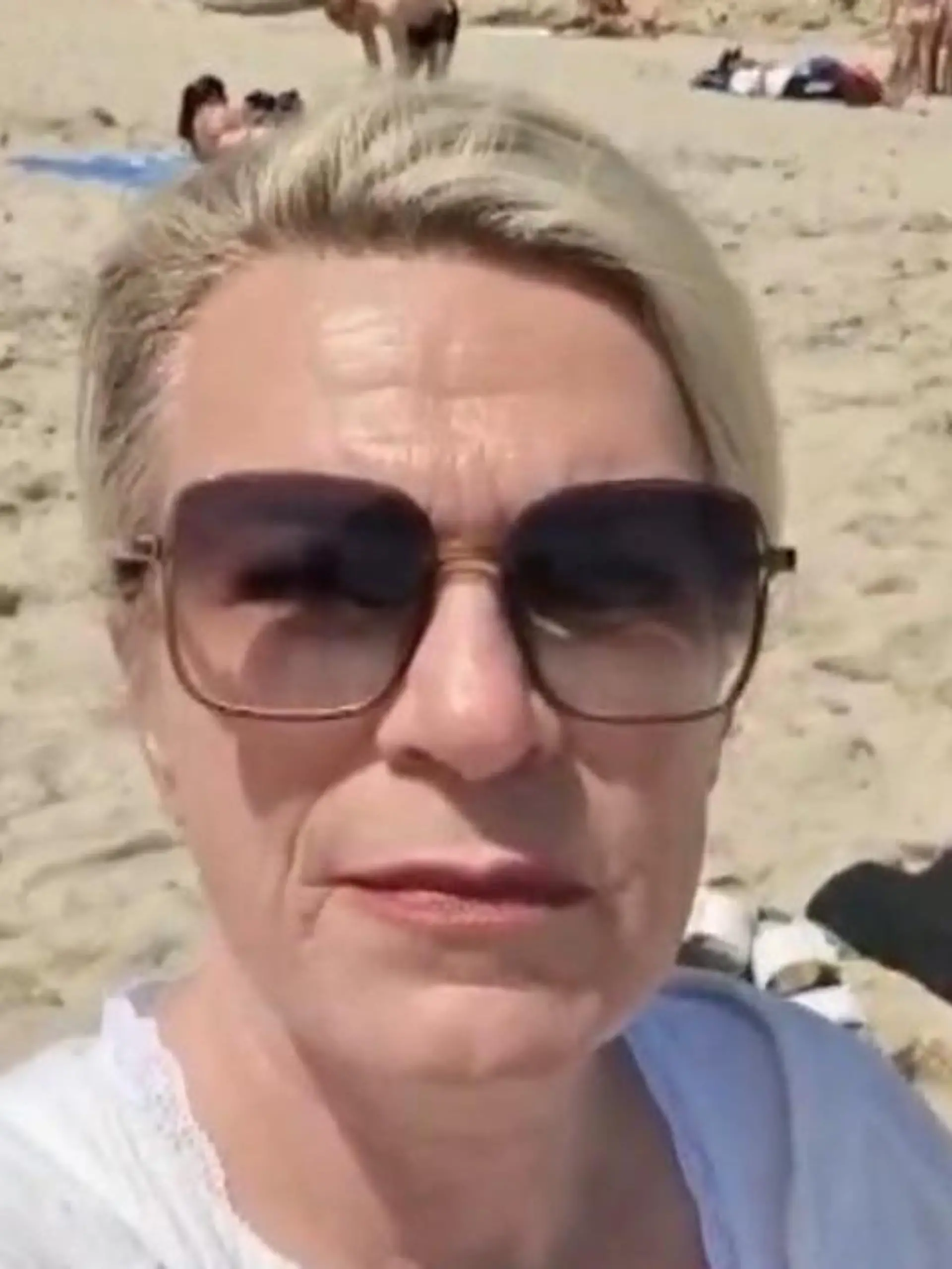 Bild zu: "Brittas Ehemann ertrinkt am Hochzeitstag auf Mallorca – weil er Kinder retten möchte!"