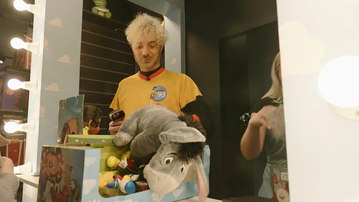 Sam Dylan eröffnet sein neues Geschäft – so ist der Realitystar als Chef Diva oder Darling?