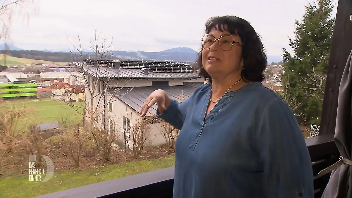 Bei Christa kann man sich verlaufen Welch ein Grundstück!