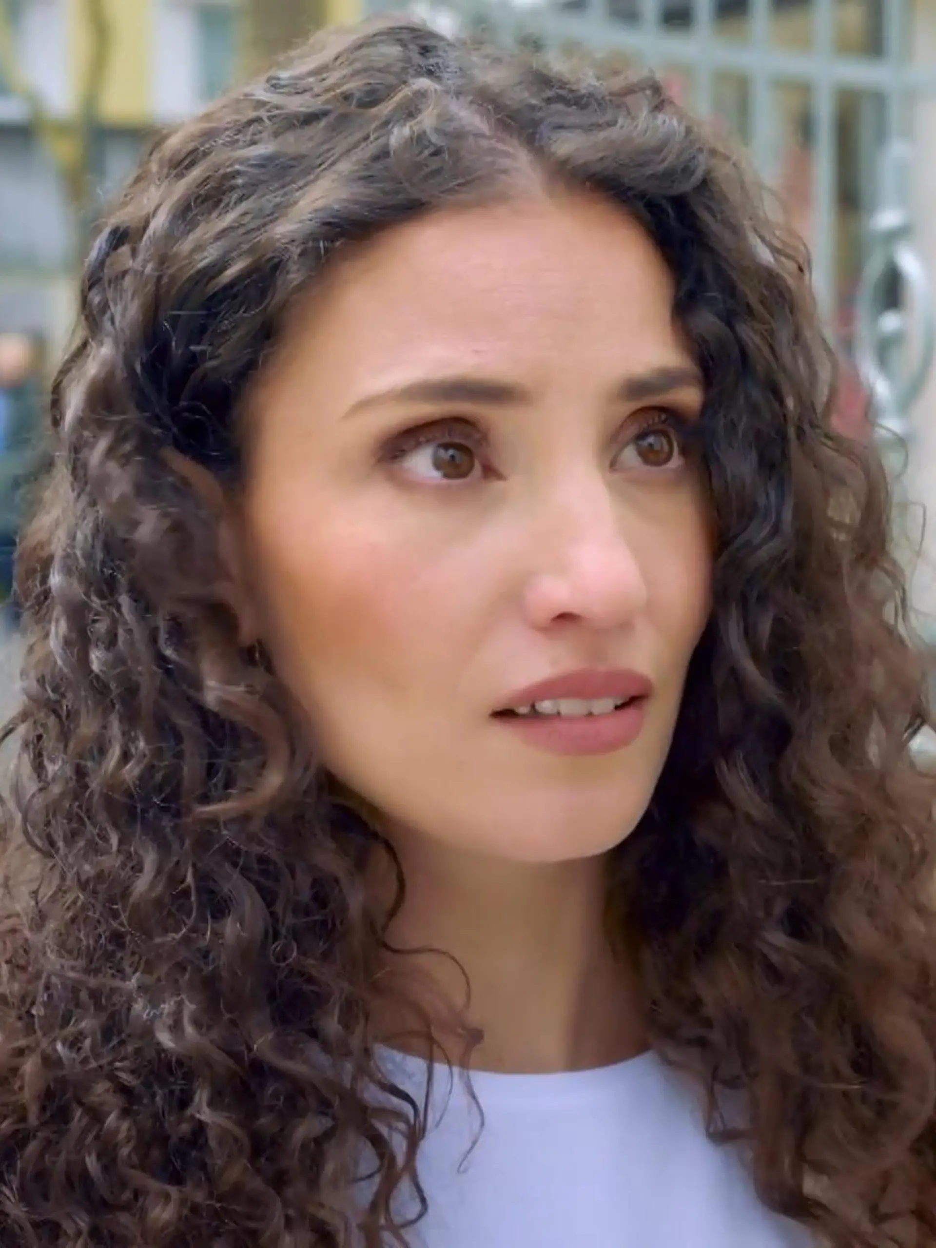 Unter uns: Sieht Naomi Alexander mit anderen Augen?