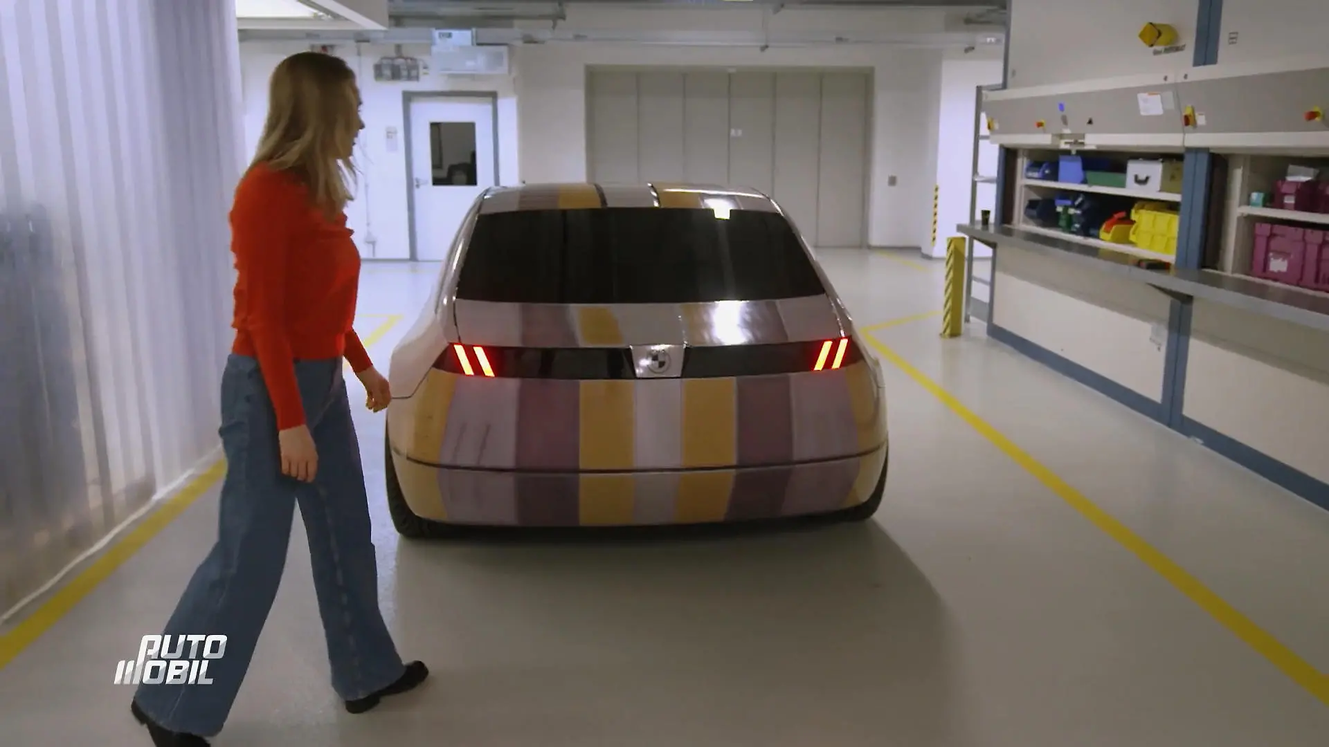 BMW macht Sci-Fi real Farbwechsel per Knopf