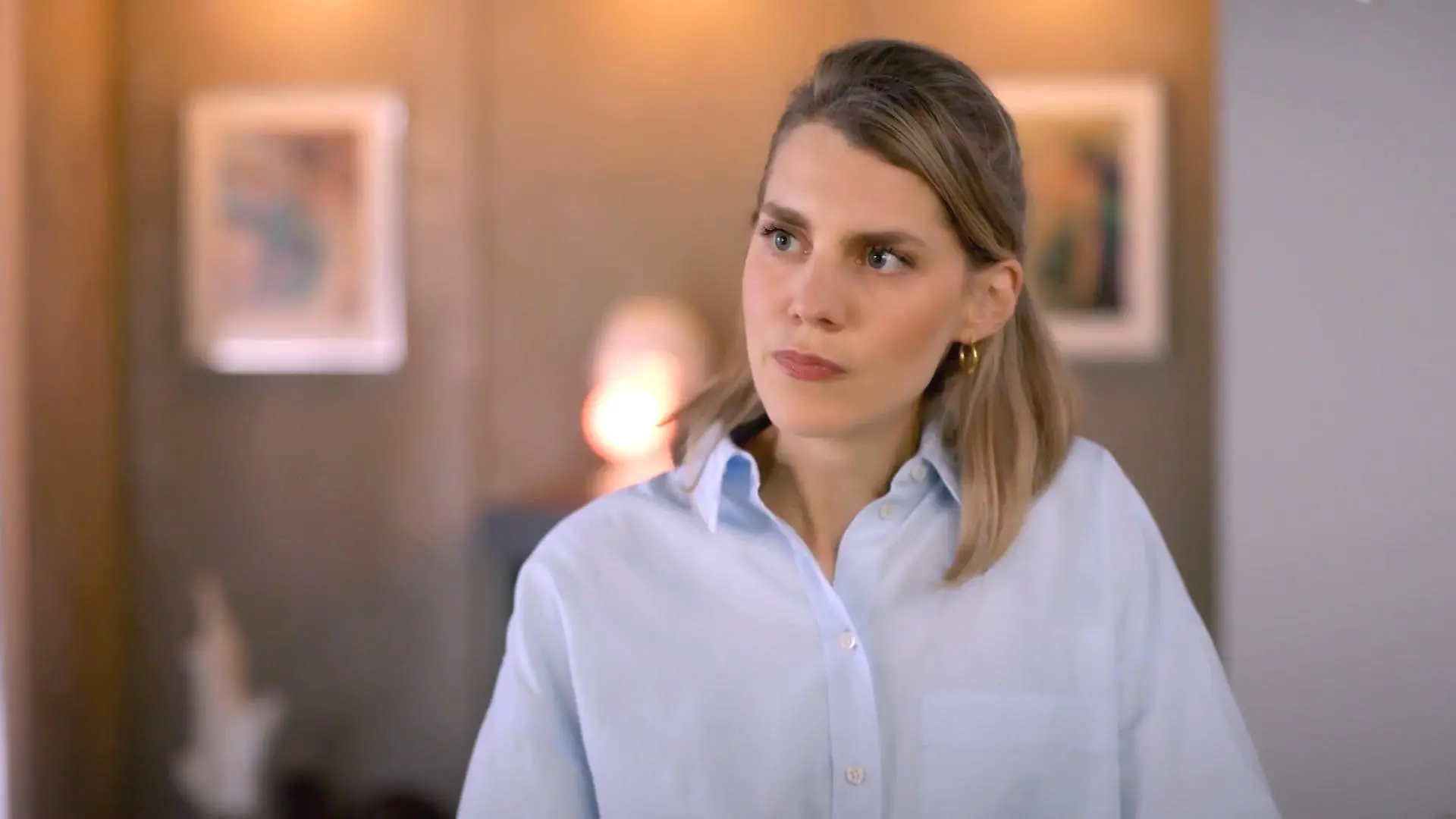 Stella unterschlägt eine Information „Unter uns“-Folge vom 19.06.26 auf RTL+