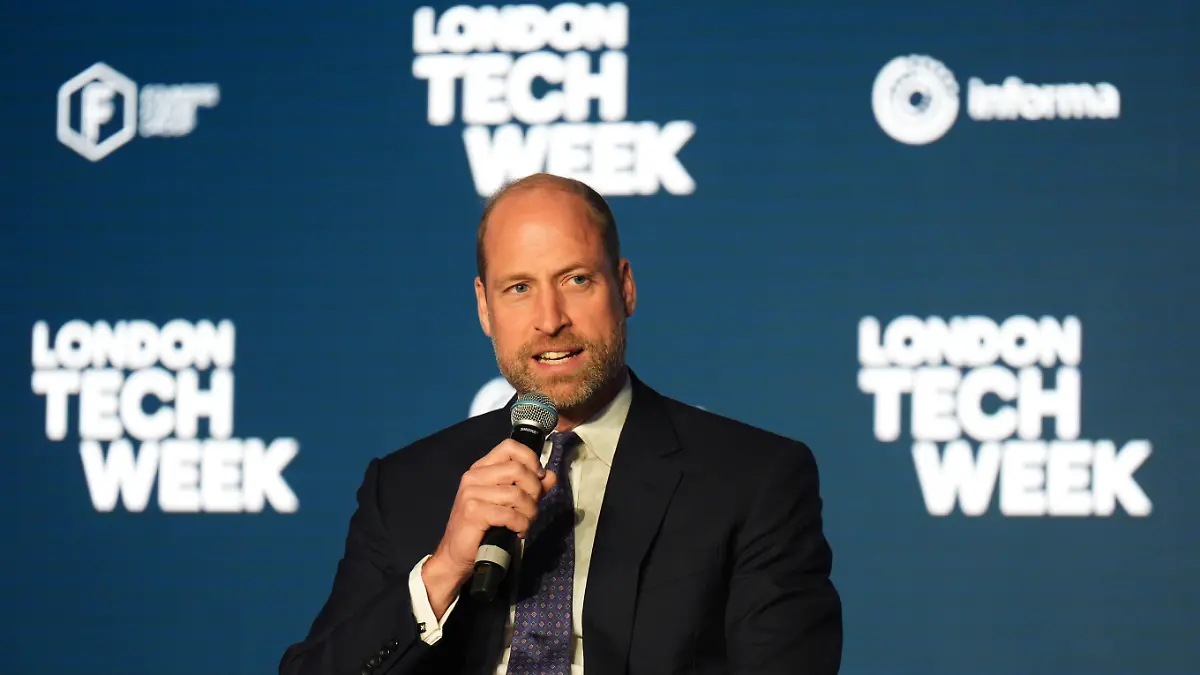 . 10/06/2026. London, United Kingdom. Prince William taking part in a panel discussion during a visit to London Tech Week, to highlight how data and technology can play a critical role in preventing homelessness. PUBLICATIONxINxGERxSUIxAUTxHUNxONLY xPoolx/xi-Imagesx IIM-26824-0005