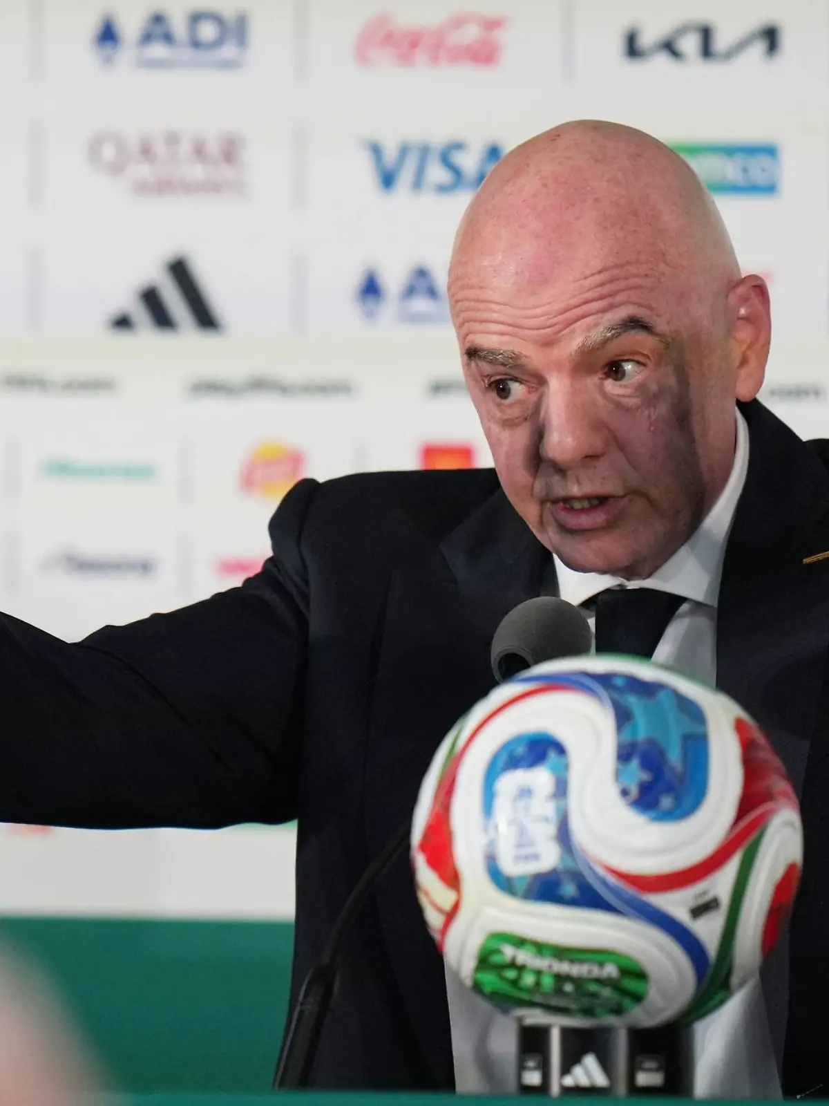 Bild zu: "«Trumpsches Geschwafel»: Pressestimmen zur Infantino-Pk"