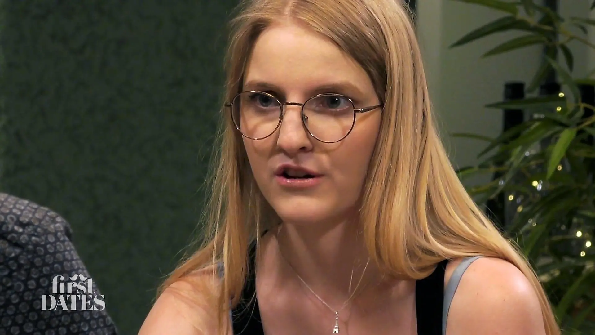 Laura stört es nicht, wenn jemand Fleisch isst Tolerante Veganerin